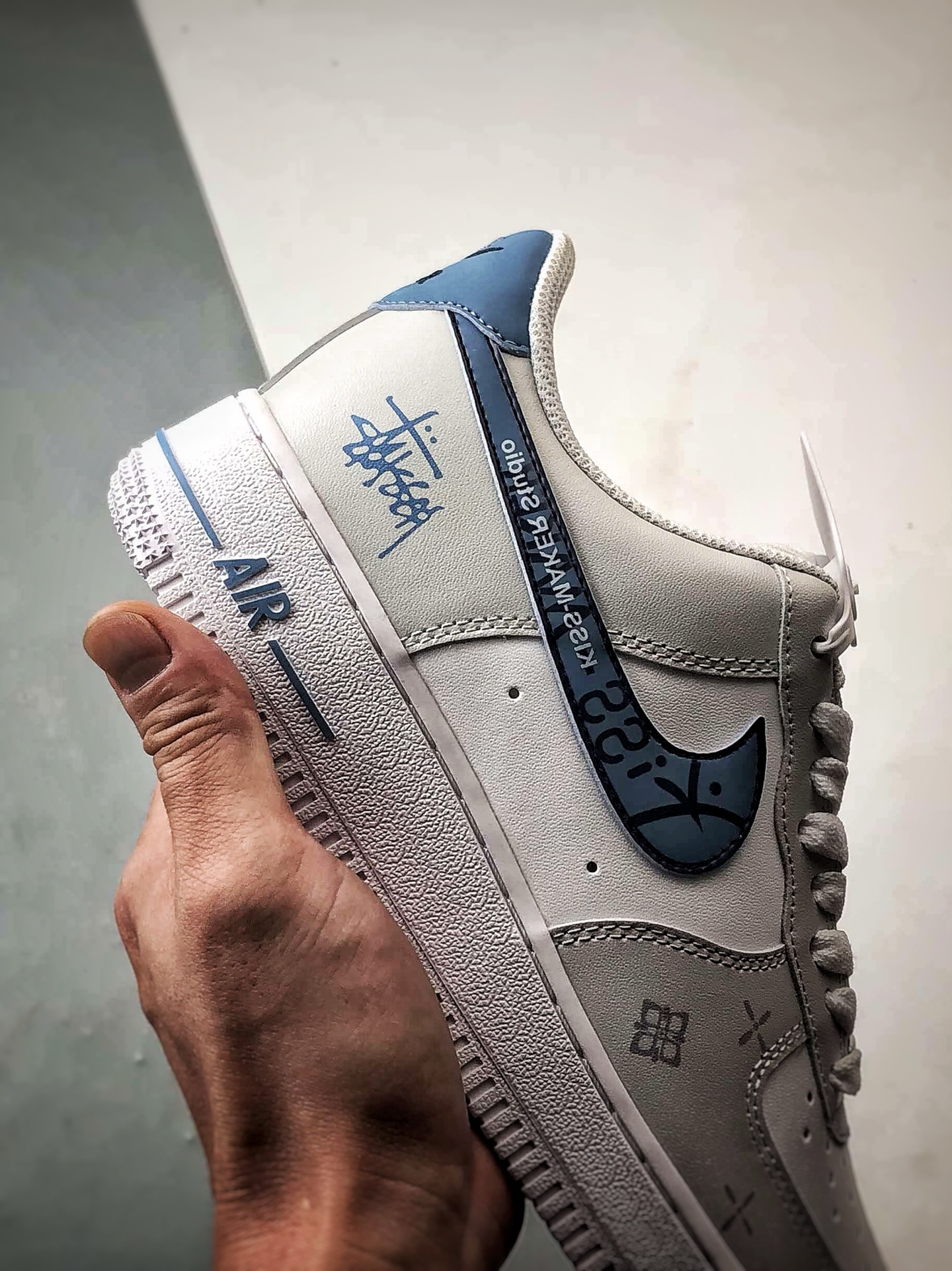 定制球鞋Air Force 1 Low 亲密制造 白灰蓝 经典休闲运动板鞋 ZH0316-137