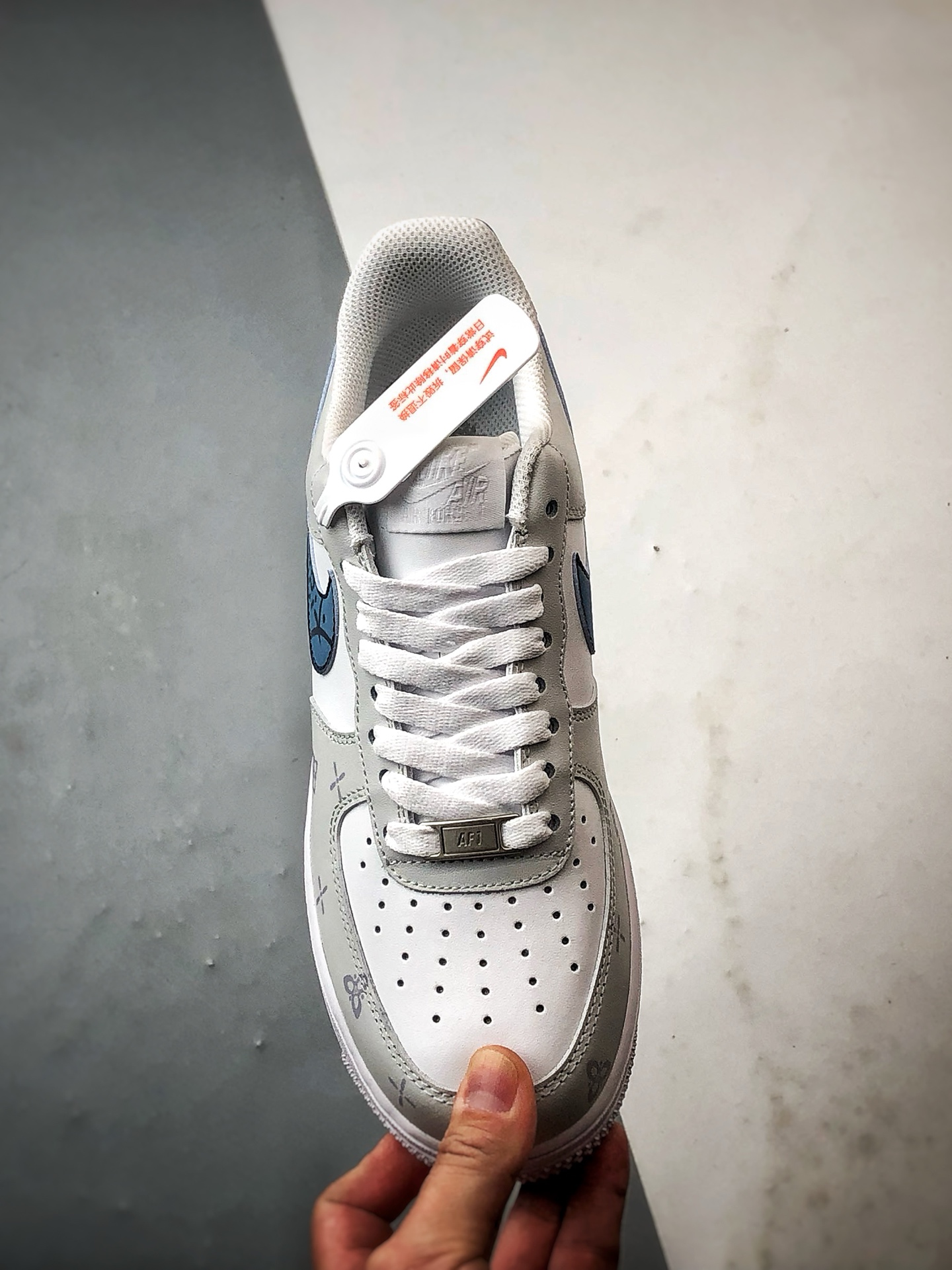 定制球鞋Air Force 1 Low 亲密制造 白灰蓝 经典休闲运动板鞋 ZH0316-137