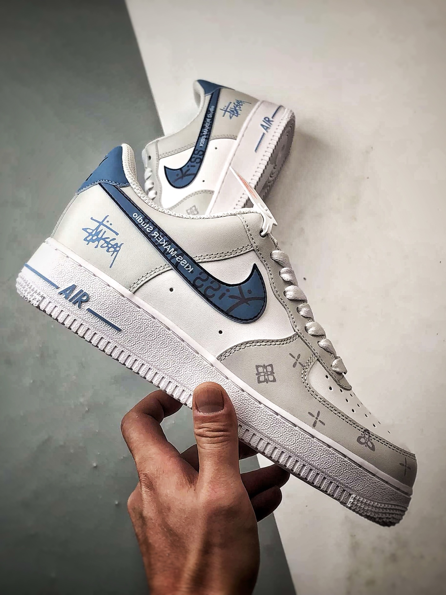 定制球鞋Air Force 1 Low 亲密制造 白灰蓝 经典休闲运动板鞋 ZH0316-137