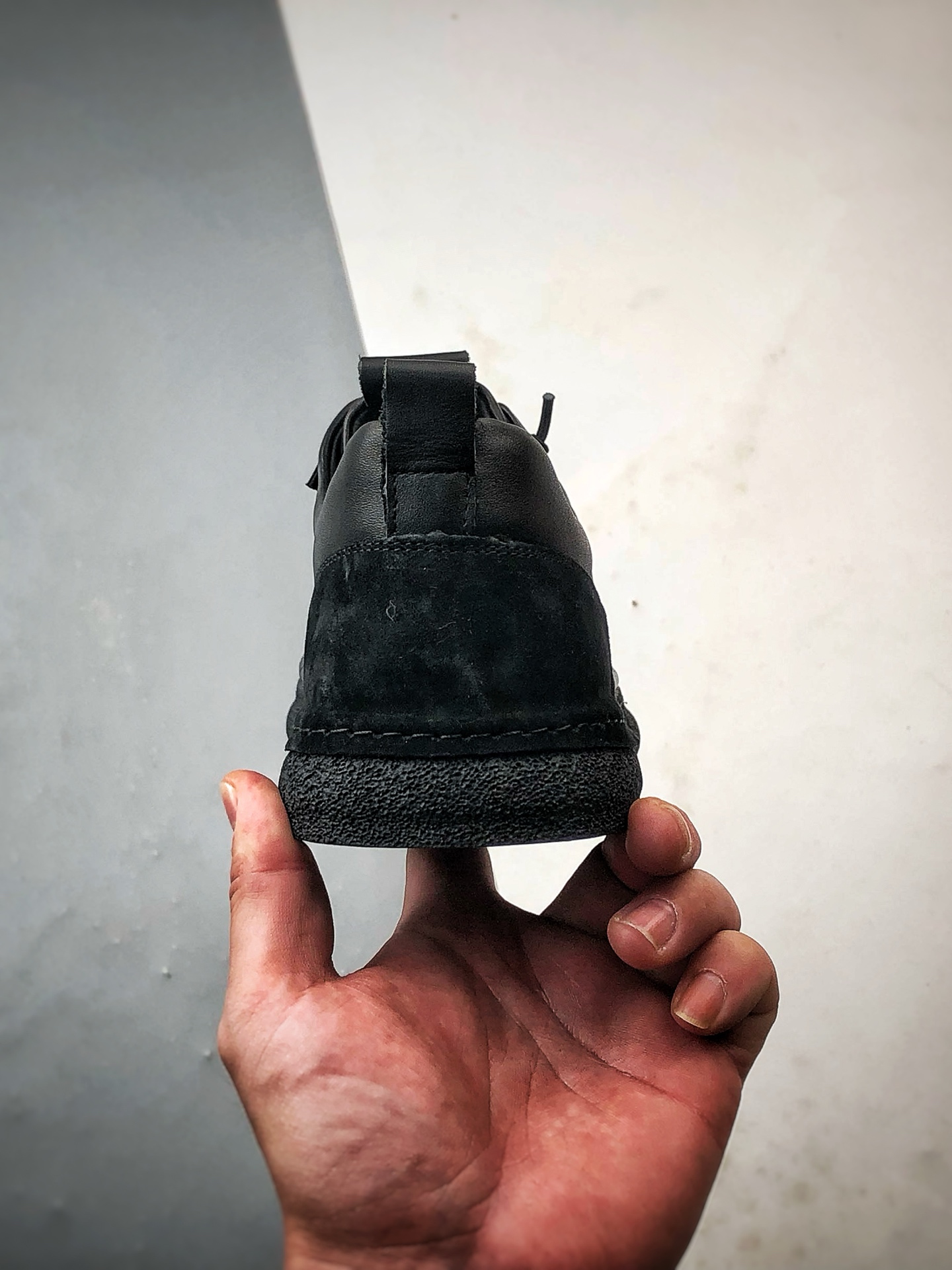 Ecco/爱步 街头户外系列 简约时尚百搭防滑男士休闲鞋 958836