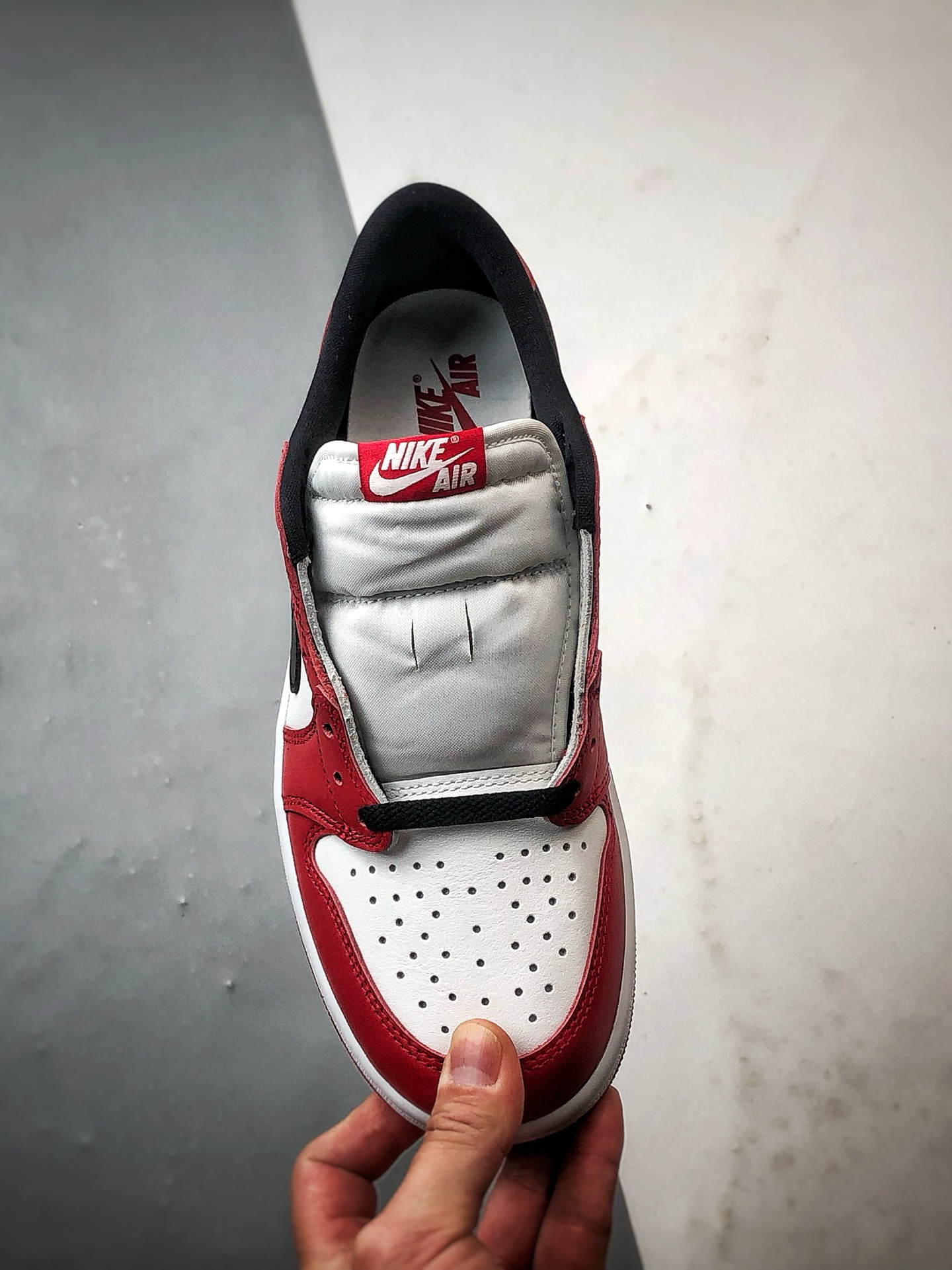 Air Jordan 1 Retro Low ”Chicago” 芝加哥红白黑 HQ6998-600