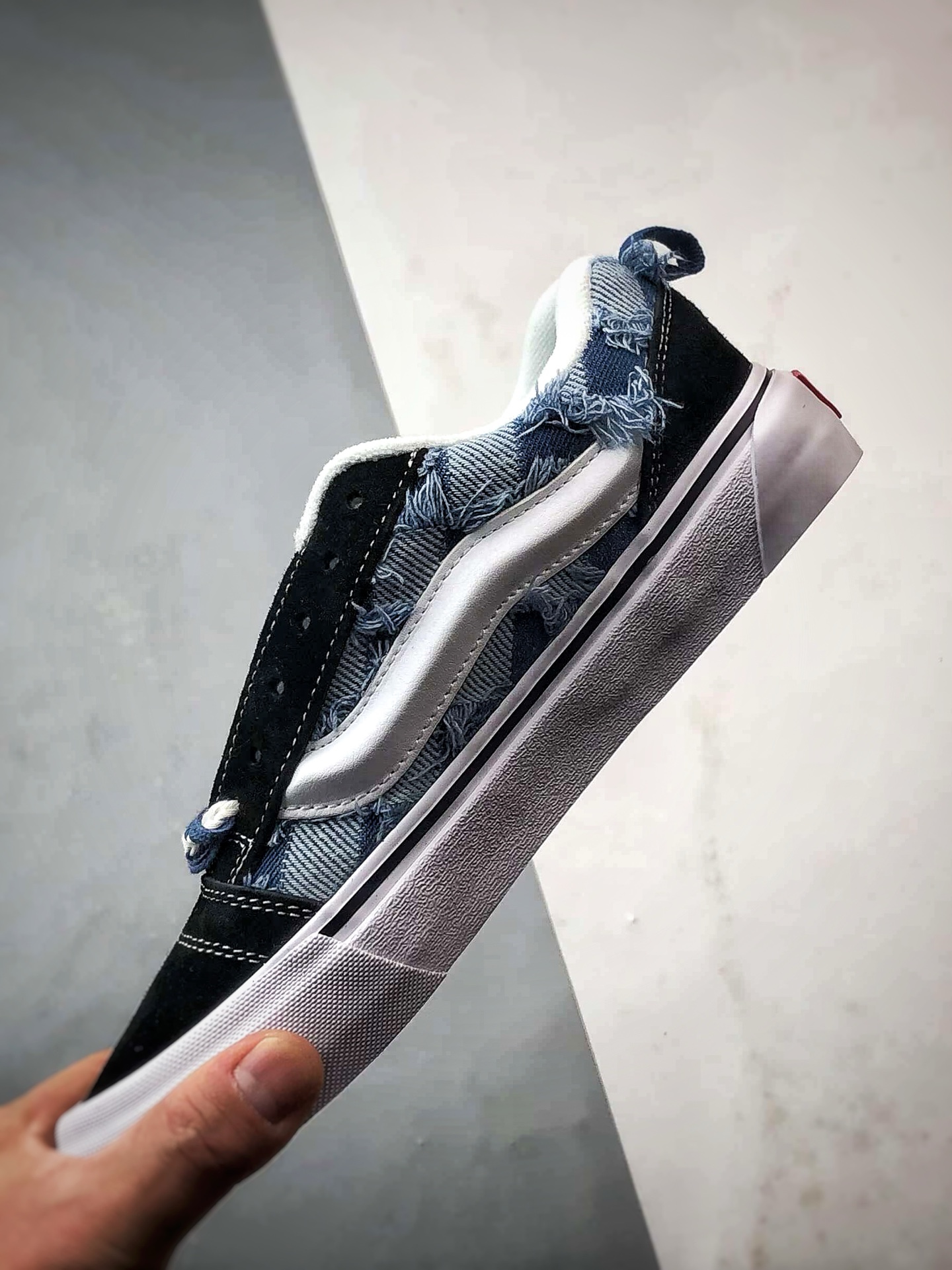 Vans Knu Skool 黑白蓝 新款 复古休闲万花弄面包鞋 “格韵复古”