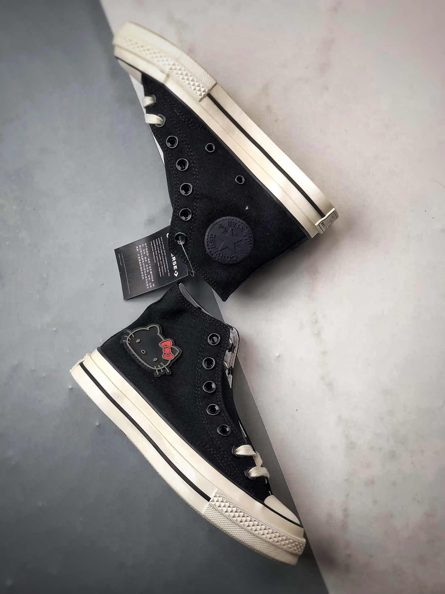 Converse x Hello Kitty 联名款 新品 舒适高帮硫化休闲鞋 163902C Converse x Hello Kitty 联名款 新品 舒适高帮硫化休闲鞋 163902C