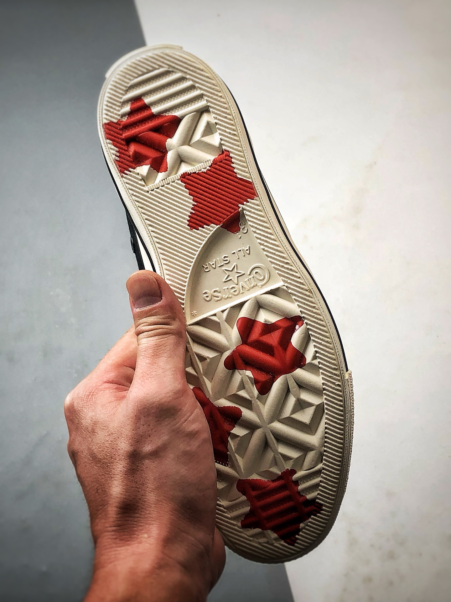 Converse x Hello Kitty 联名款 新品 舒适高帮硫化休闲鞋 163902C Converse x Hello Kitty 联名款 新品 舒适高帮硫化休闲鞋 163902C