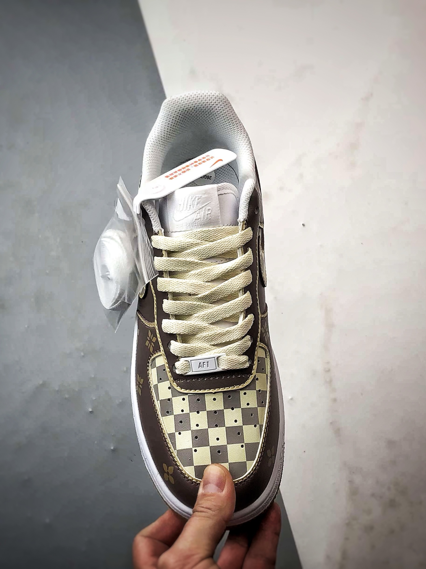 Air Force 1 '07 Low 印花棕米格子 DJ2739-100