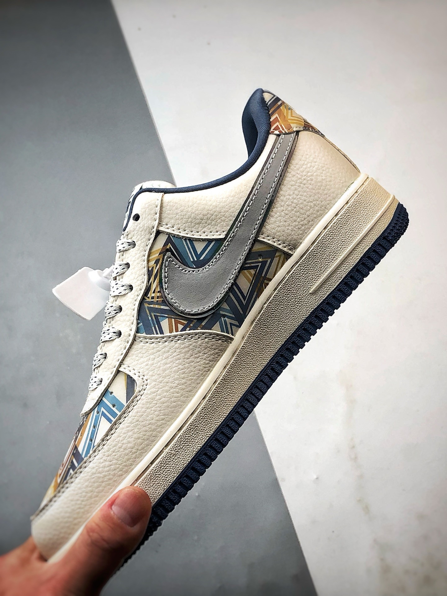 Palace x Air Force 1 Low 涂鸦米蓝灰 XL1979-122