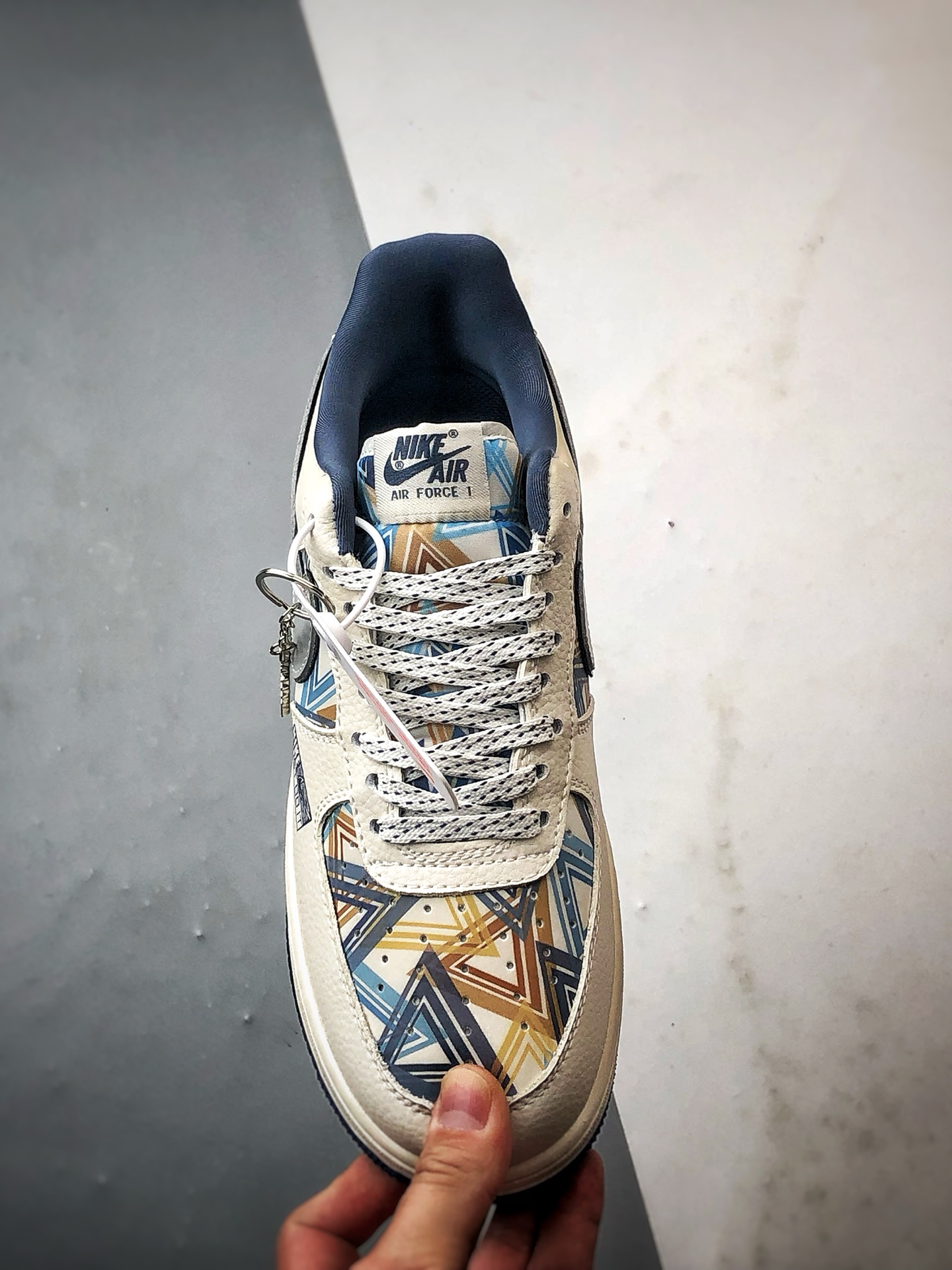 Palace x Air Force 1 Low 涂鸦米蓝灰 XL1979-122