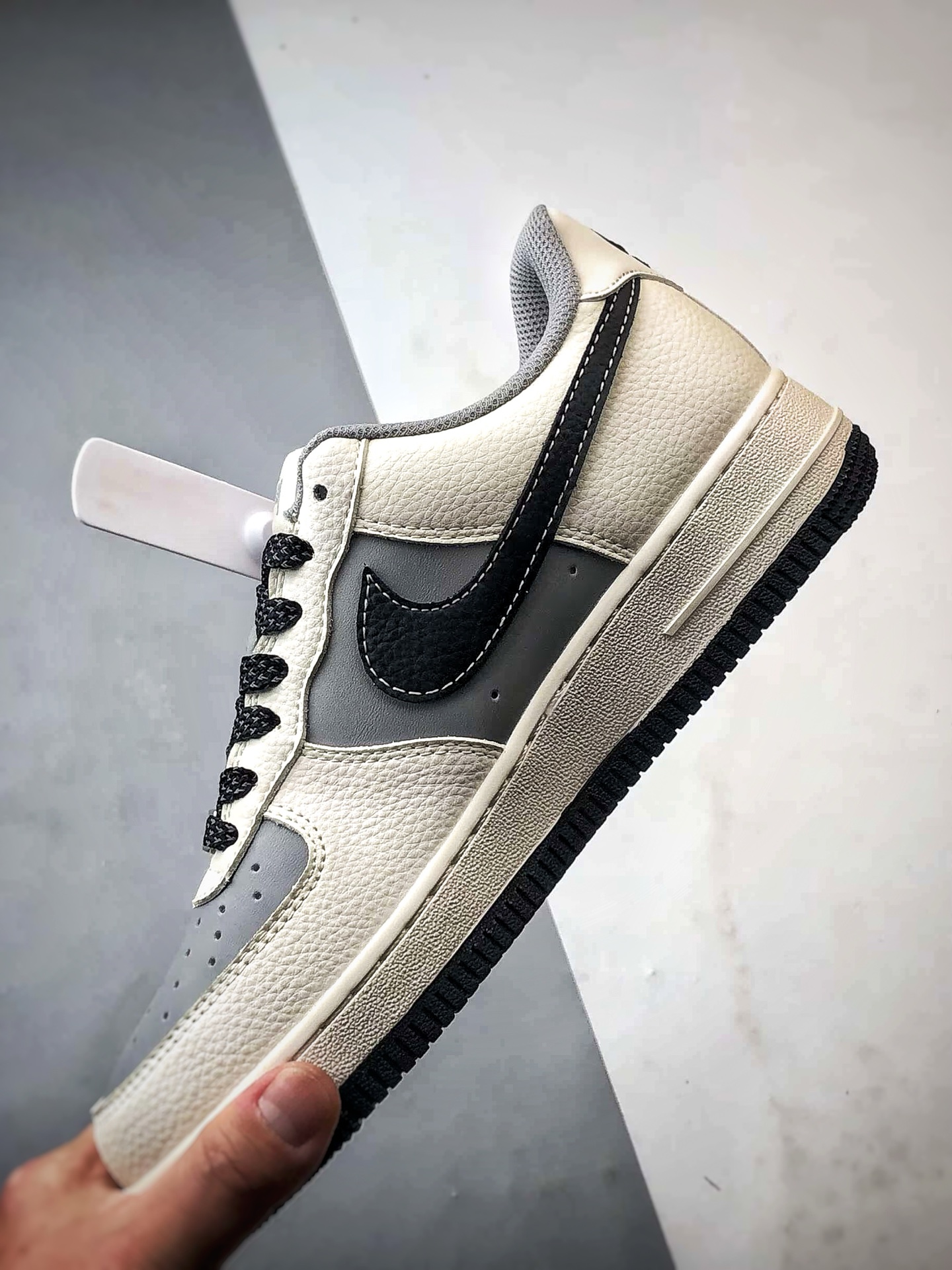 Stussy x Air Force 1 Low 米灰黑 原 JS8028-017