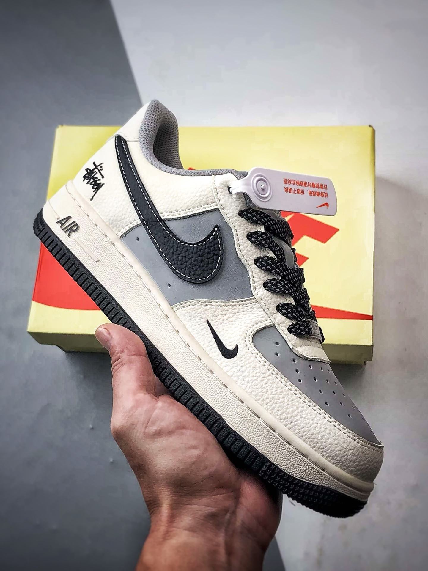 Stussy x Air Force 1 Low 米灰黑 原 JS8028-017