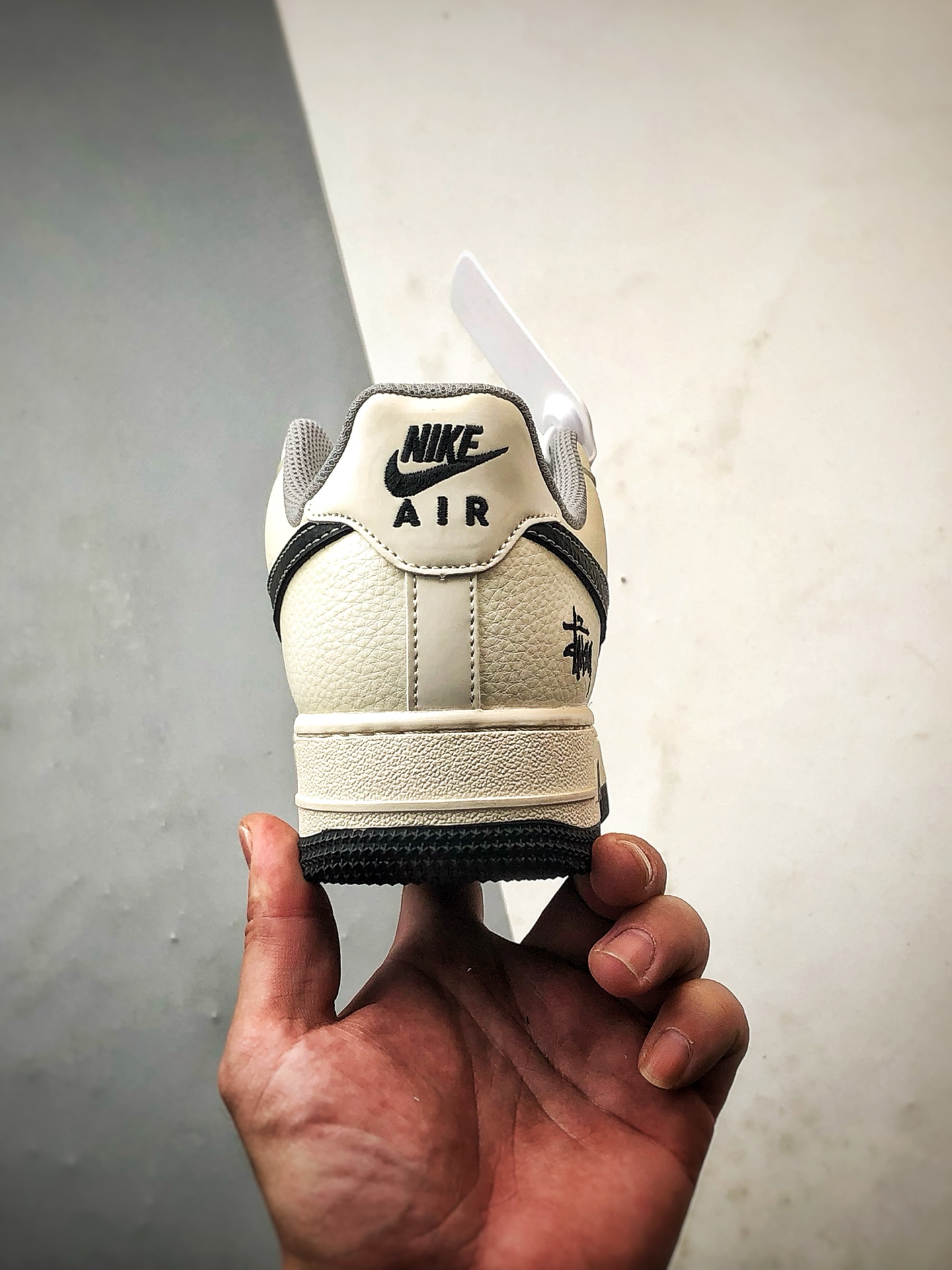 Stussy x Air Force 1 Low 米灰黑 原 JS8028-017