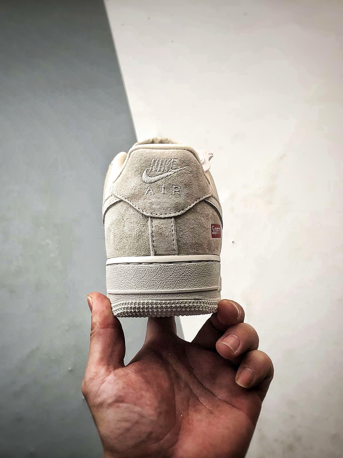 Sup x Air Force 1 Low 米灰麂皮 DF0188-116