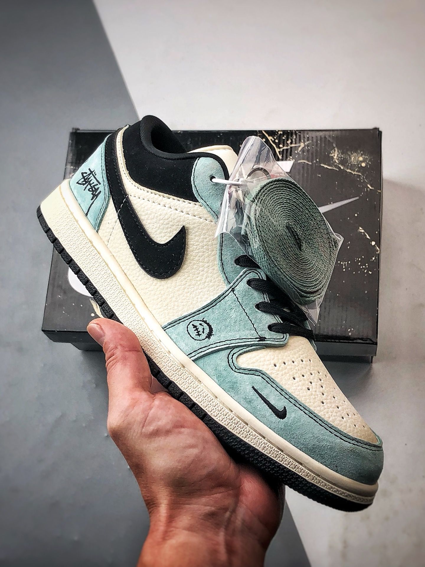 Air Jordan 1 Low ”高端定制” 斯图西米蓝黑 QJ1988-005