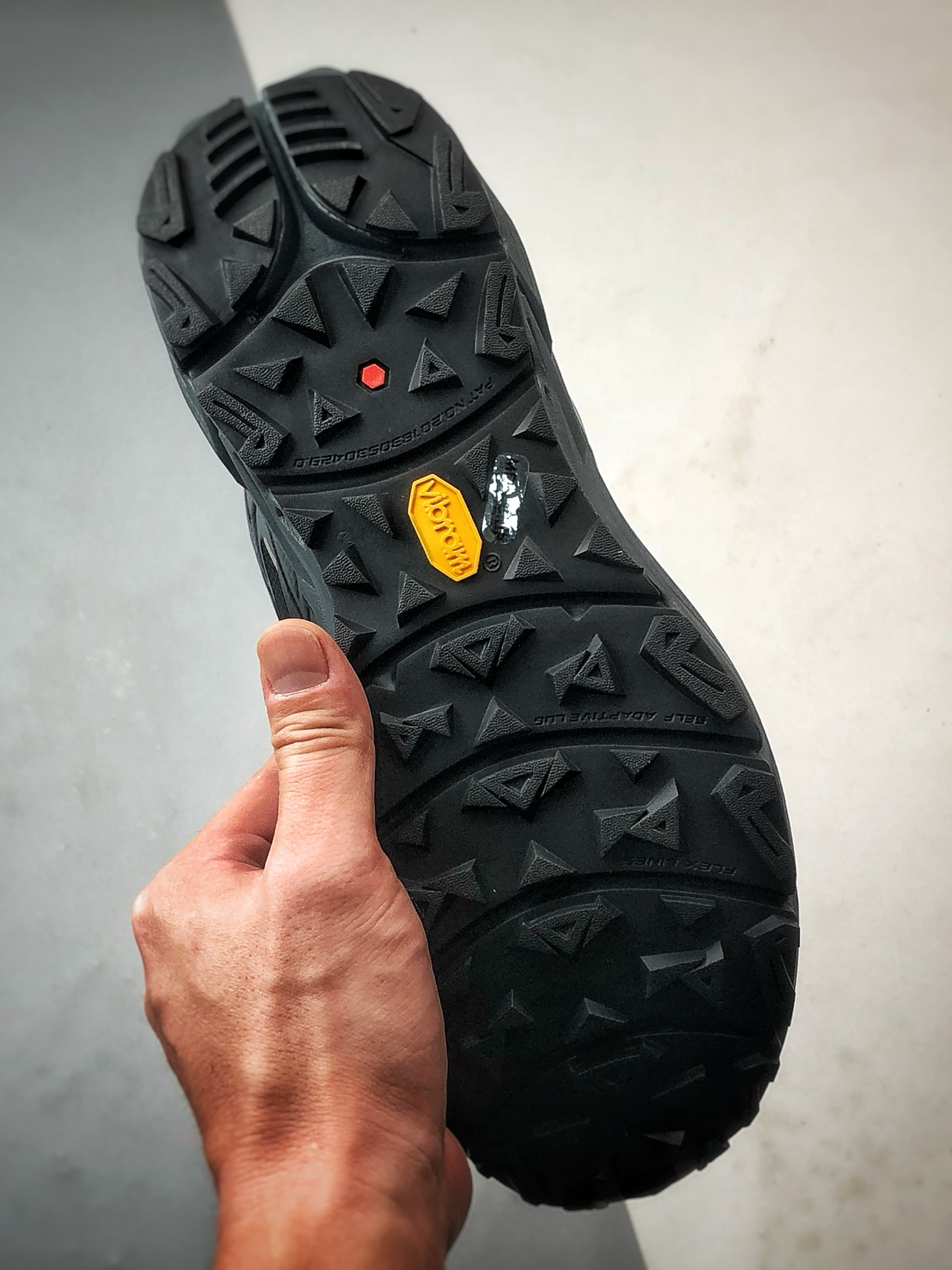 凯乐石KAIL远征 MAX FLT 黑灰 户外低帮防水跑山徒步鞋