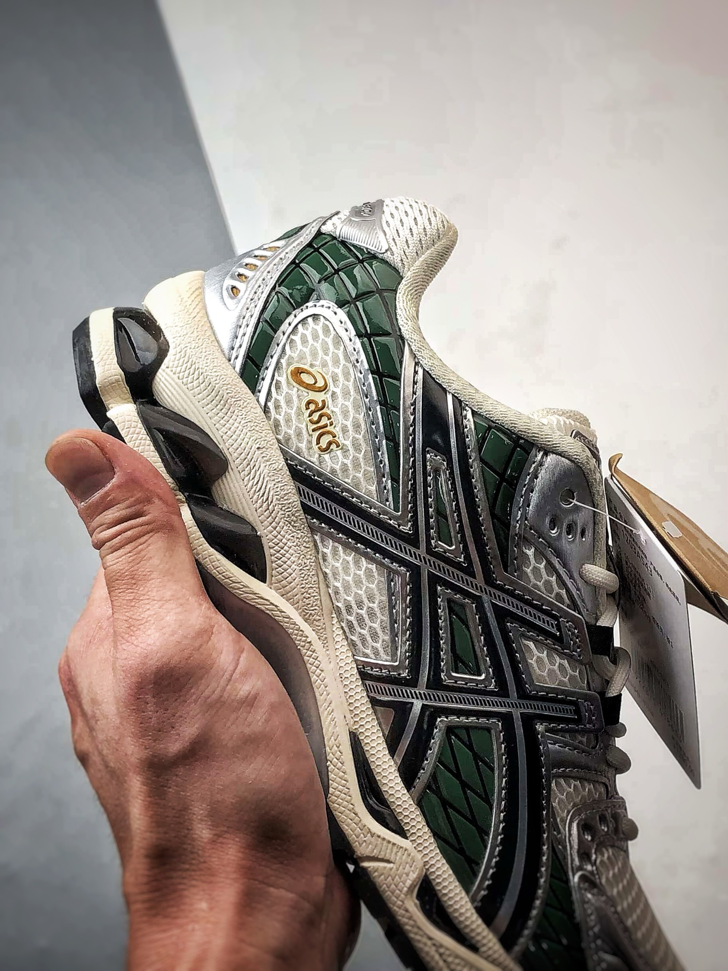 Asics Gel-Nimbus 10.1 黑银 亚瑟士复古先锋潮流拼接休闲跑步鞋 1203A761-101