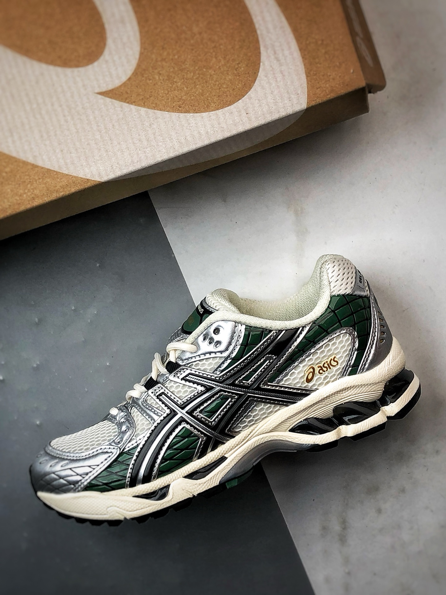 Asics Gel-Nimbus 10.1 黑银 亚瑟士复古先锋潮流拼接休闲跑步鞋 1203A761-101