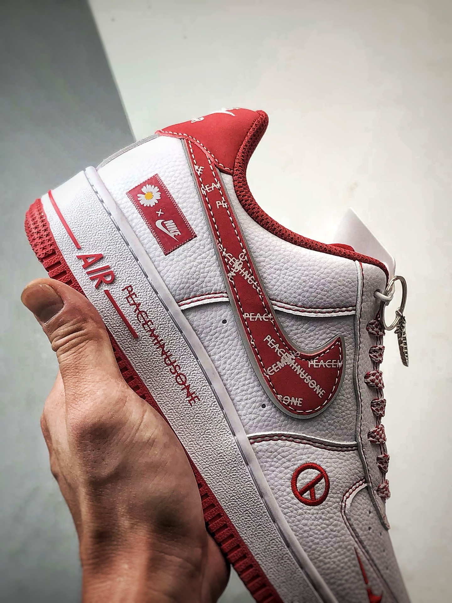 小雏菊 x Air Force 1 Low 白红印花 HV5999-008