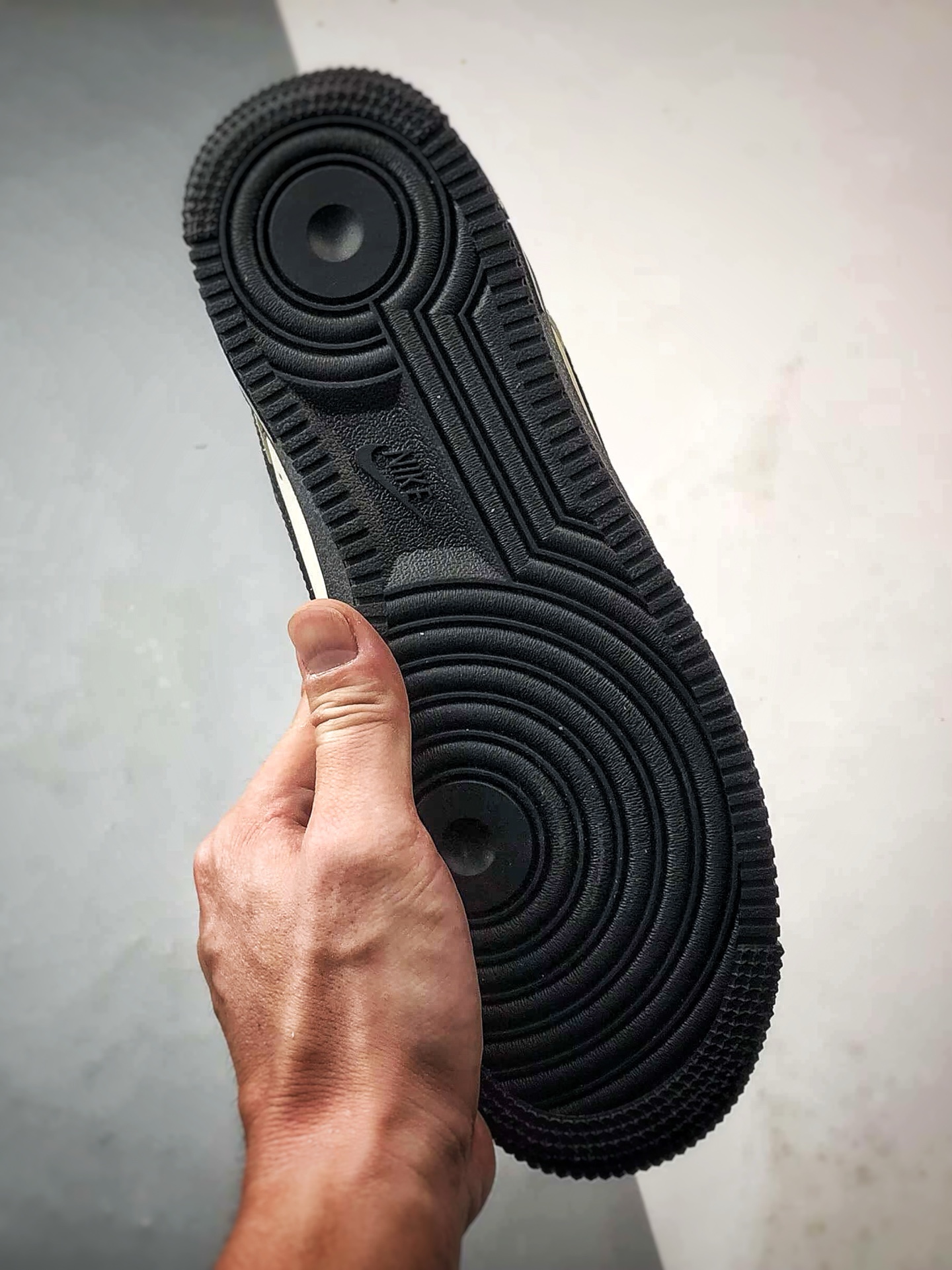 定制球鞋Air Force 1 Low 黑武士 米黑 经典休闲运动板鞋 ZH0316-143