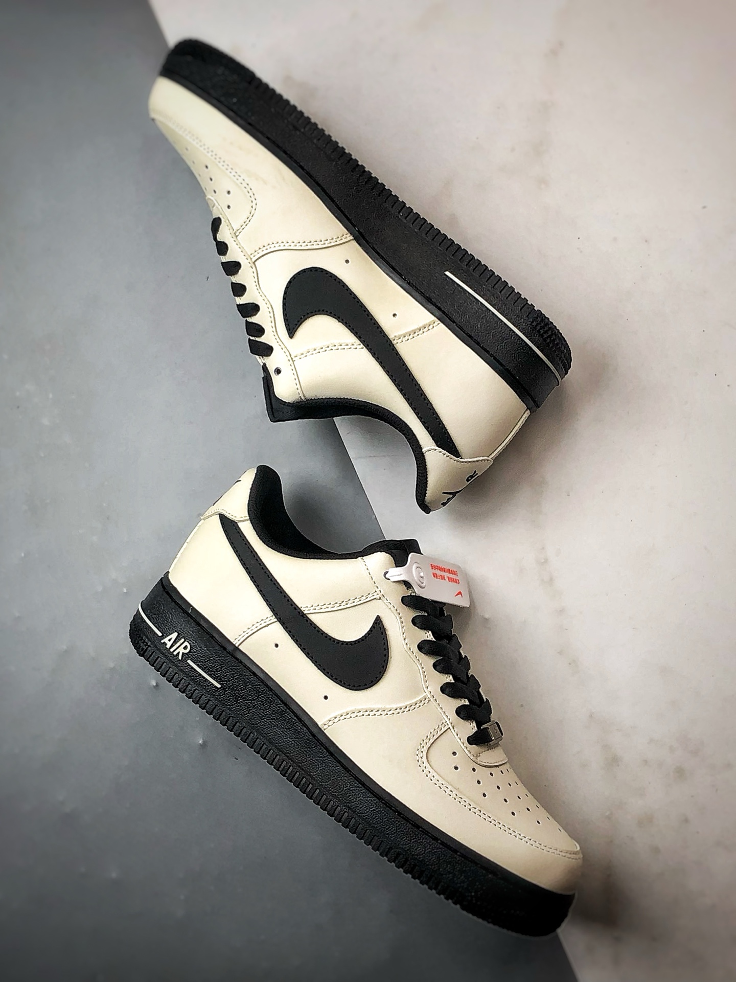 定制球鞋Air Force 1 Low 黑武士 米黑 经典休闲运动板鞋 ZH0316-143