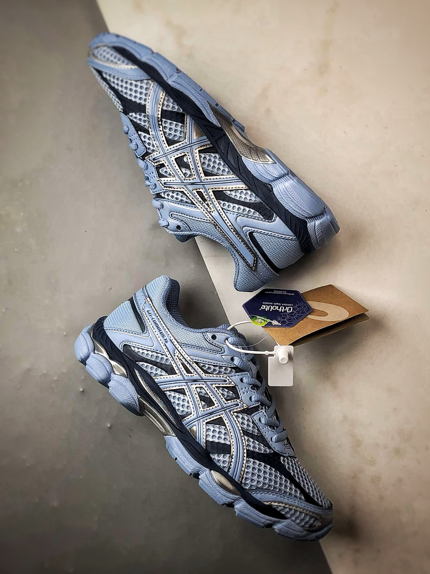 Asics Gel-Cumulus 16 天空蓝 亚瑟士复古时尚缓震运动跑步鞋 1203A733-400 Asics Gel-Cumulus 16 天空蓝 亚瑟士复古时尚缓震运动跑步鞋 1203A733-400