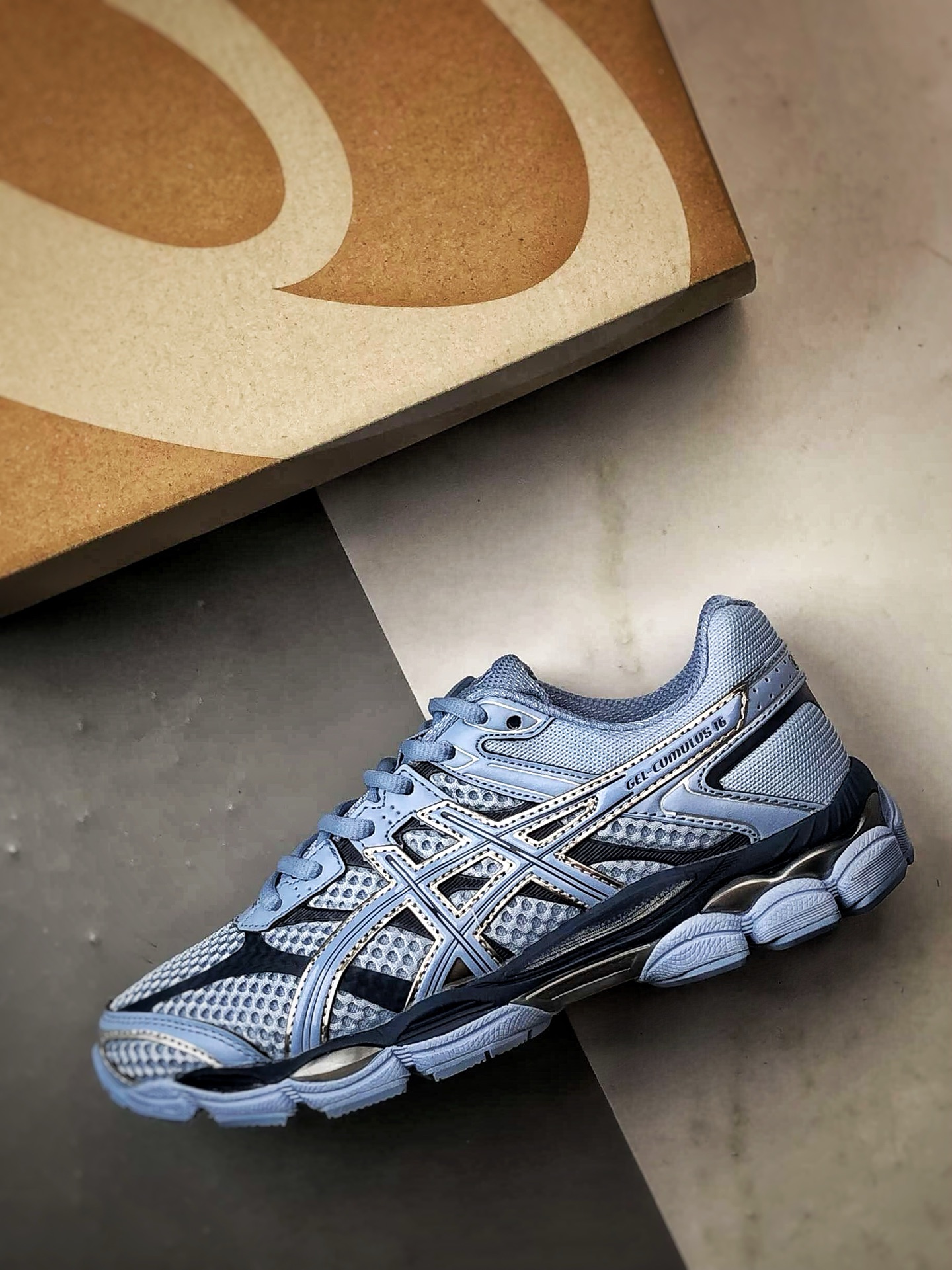 Asics Gel-Cumulus 16 天空蓝 亚瑟士复古时尚缓震运动跑步鞋 1203A733-400 Asics Gel-Cumulus 16 天空蓝 亚瑟士复古时尚缓震运动跑步鞋 1203A733-400