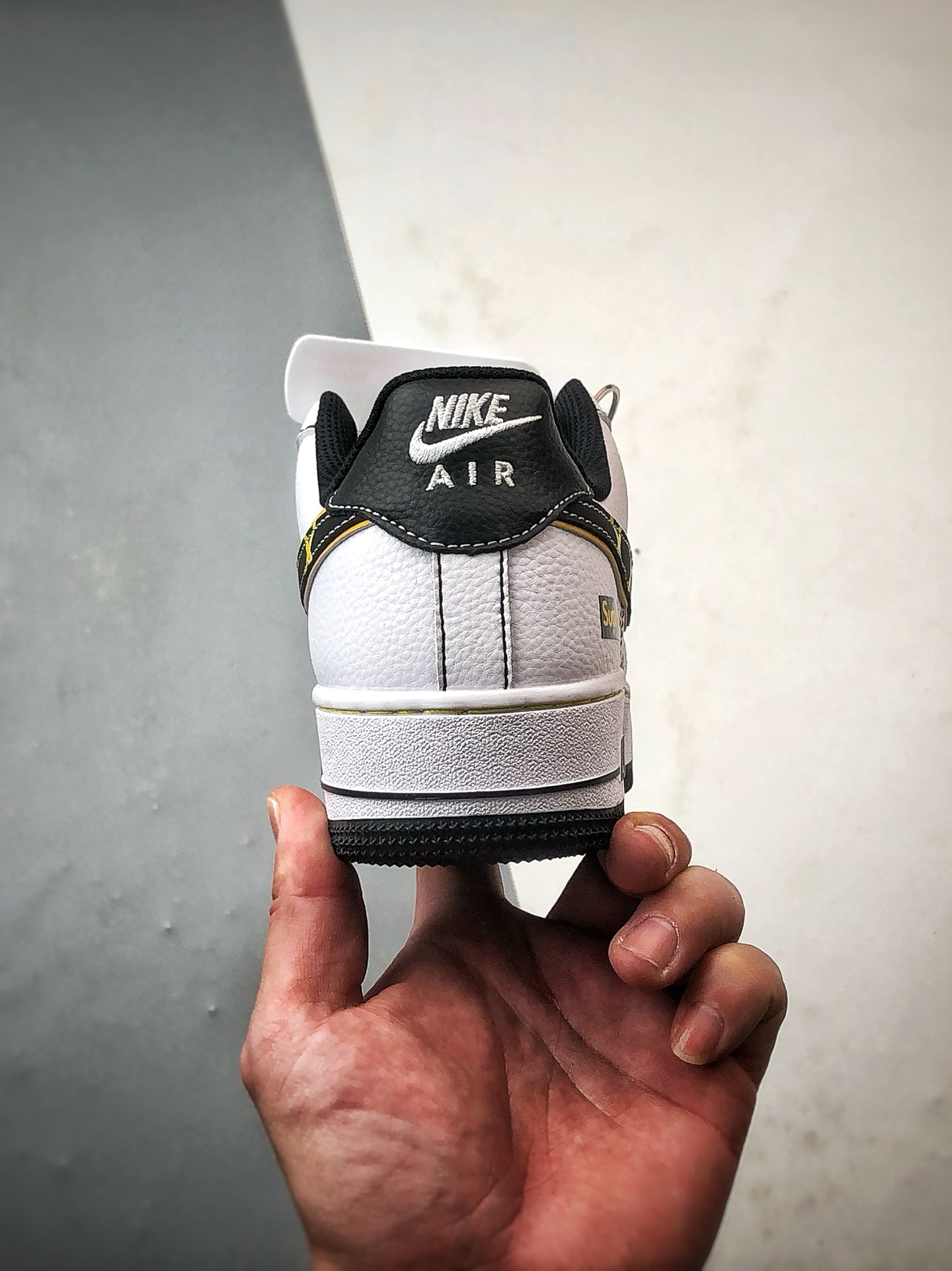 Sup x Air Force 1 Low 白灰黑黄钩 XZ6188-259