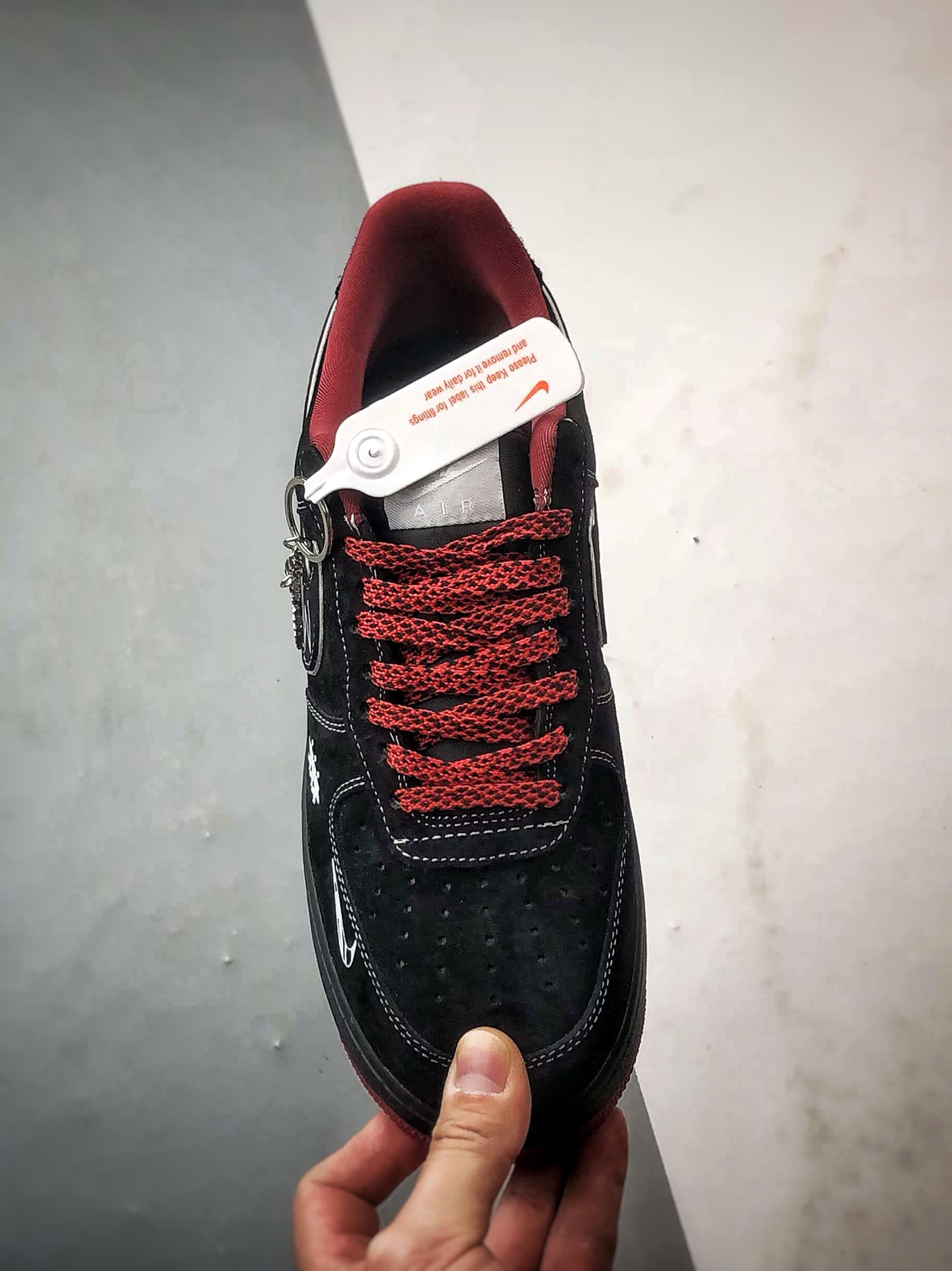 300 Stussy x Air Force 1 Low 猪八黑红 SY1388-009