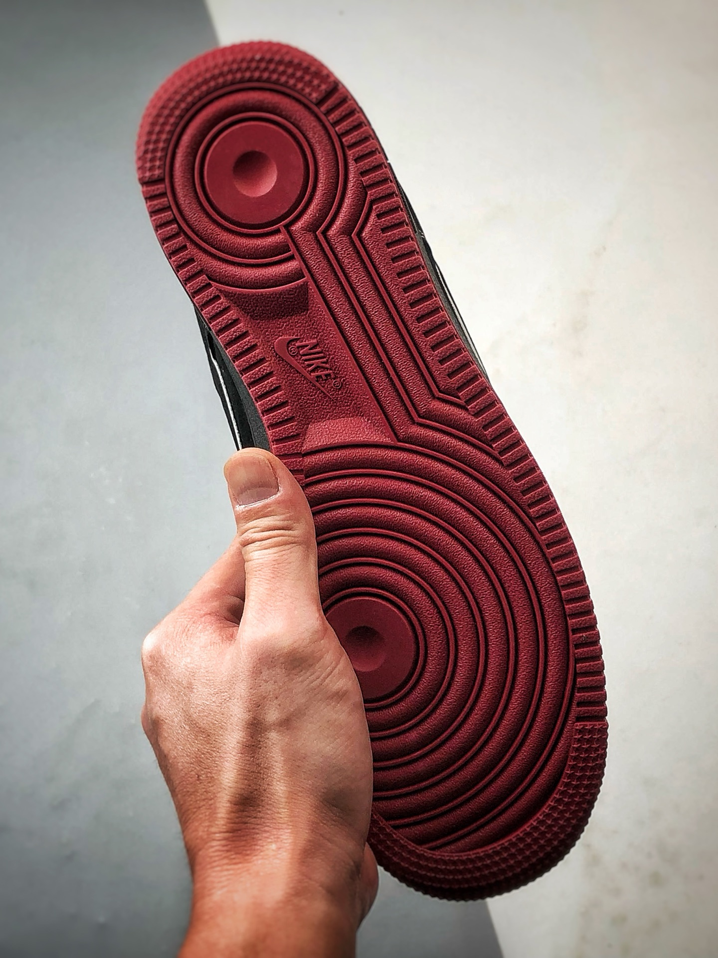 300 Stussy x Air Force 1 Low 猪八黑红 SY1388-009