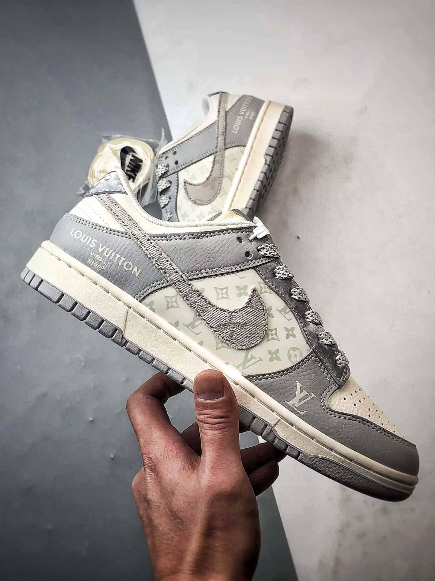 310 NK Dunk Low Retro ”DIY高端定制” LV印花米白灰牛仔钩 低帮休闲运动板鞋 XS6089-629