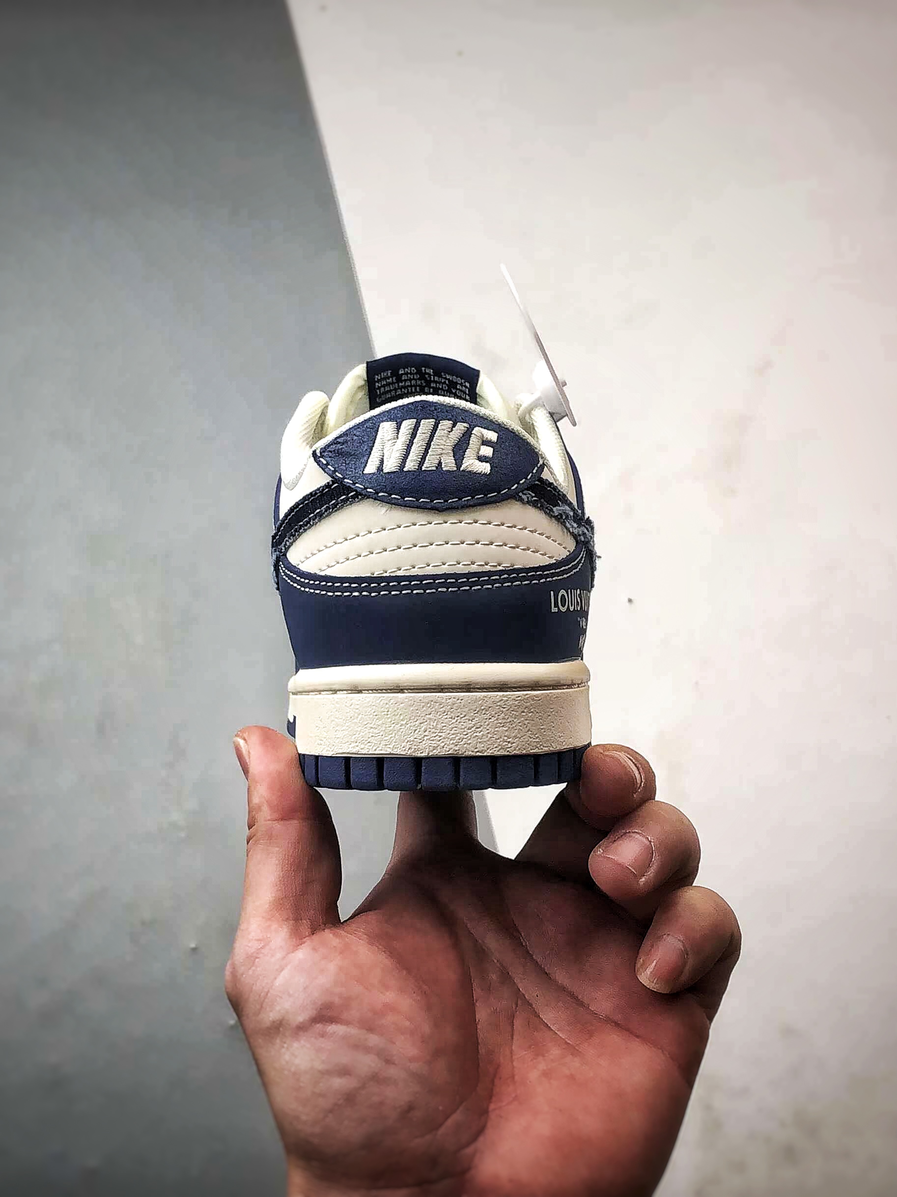 NK Dunk Low Retro ”DIY高端定制” LV印花米白蓝牛仔钩 低帮休闲运动板鞋 XS6089-631