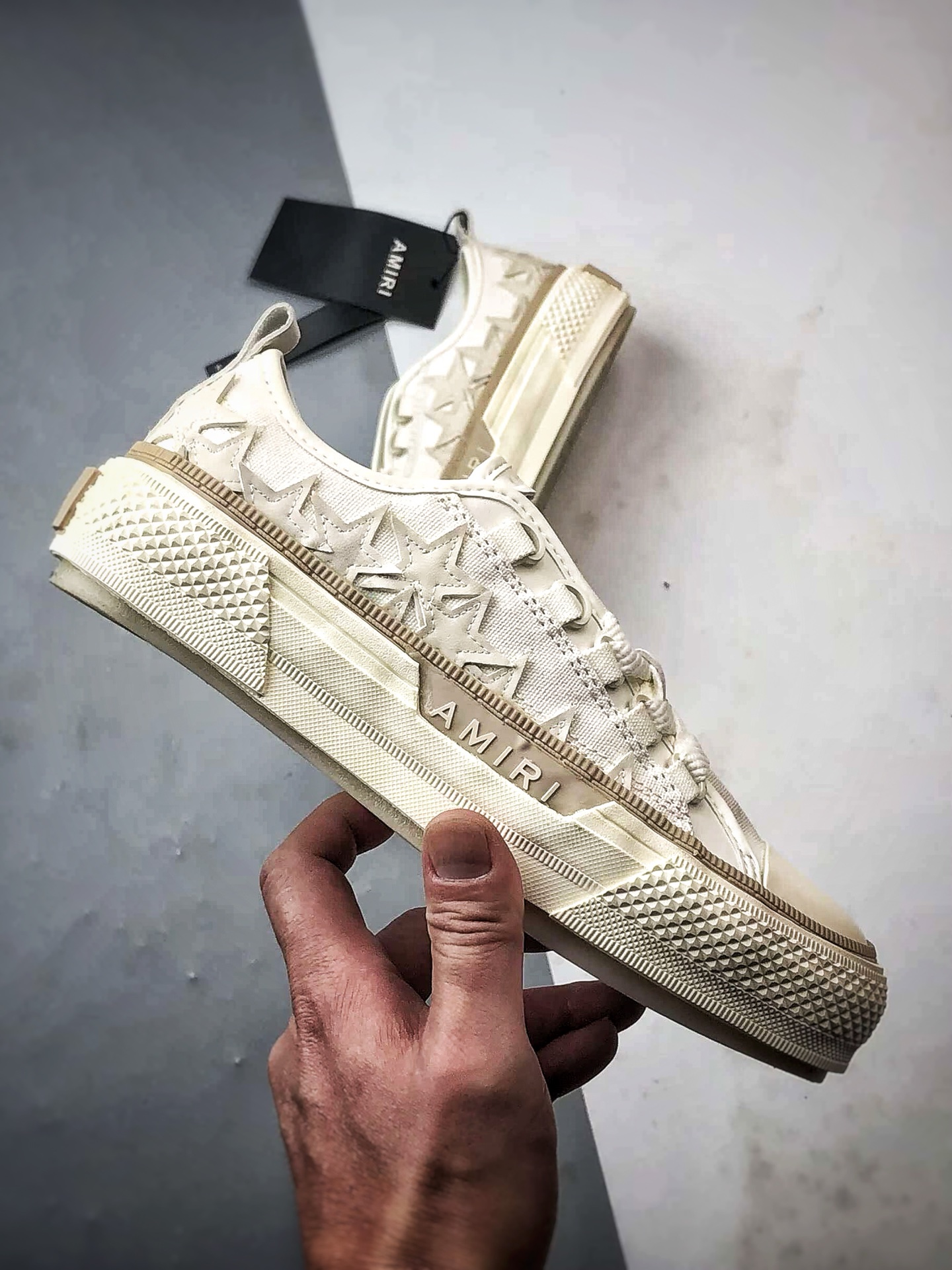 AMIRI Stars Court 米色 埃米尔皮质星星复古休闲板鞋