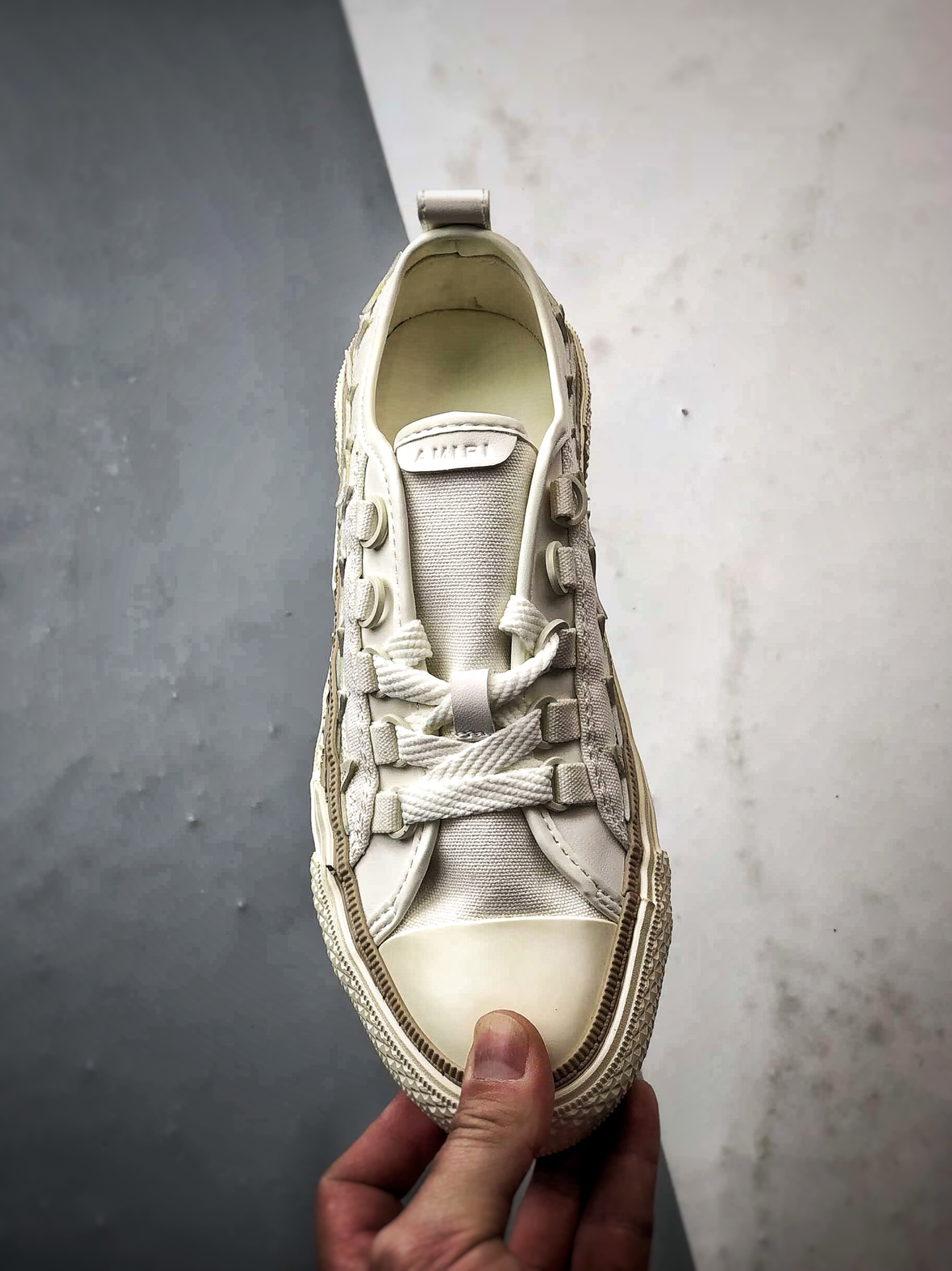 AMIRI Stars Court 米色 埃米尔皮质星星复古休闲板鞋