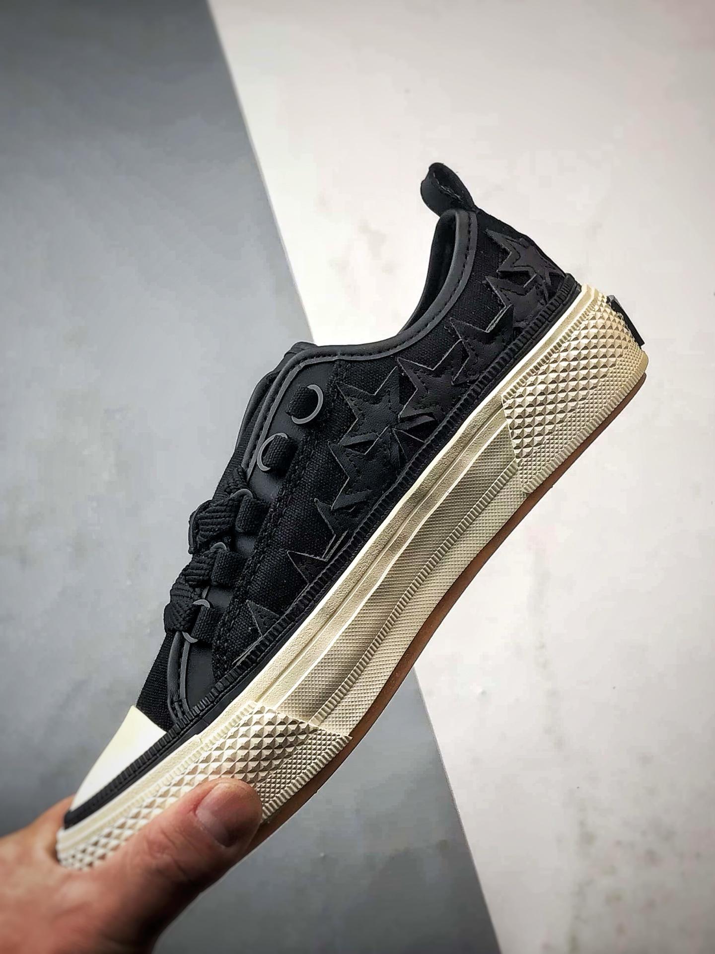 AMIRI Stars Court 黑色 埃米尔皮质星星复古休闲板鞋