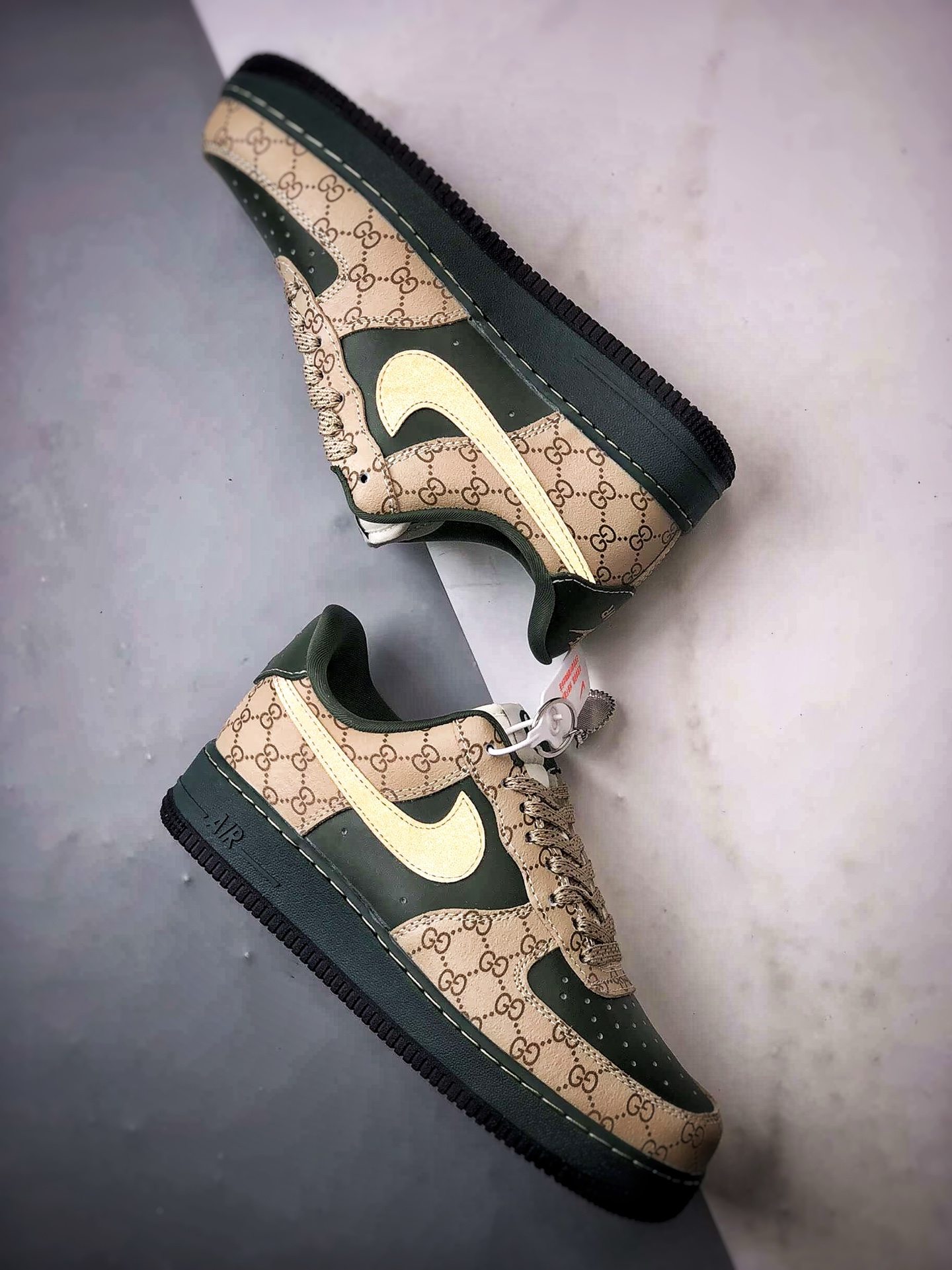 Gucci x Air Force 1 Low 印花棕绿红 XL1979-121