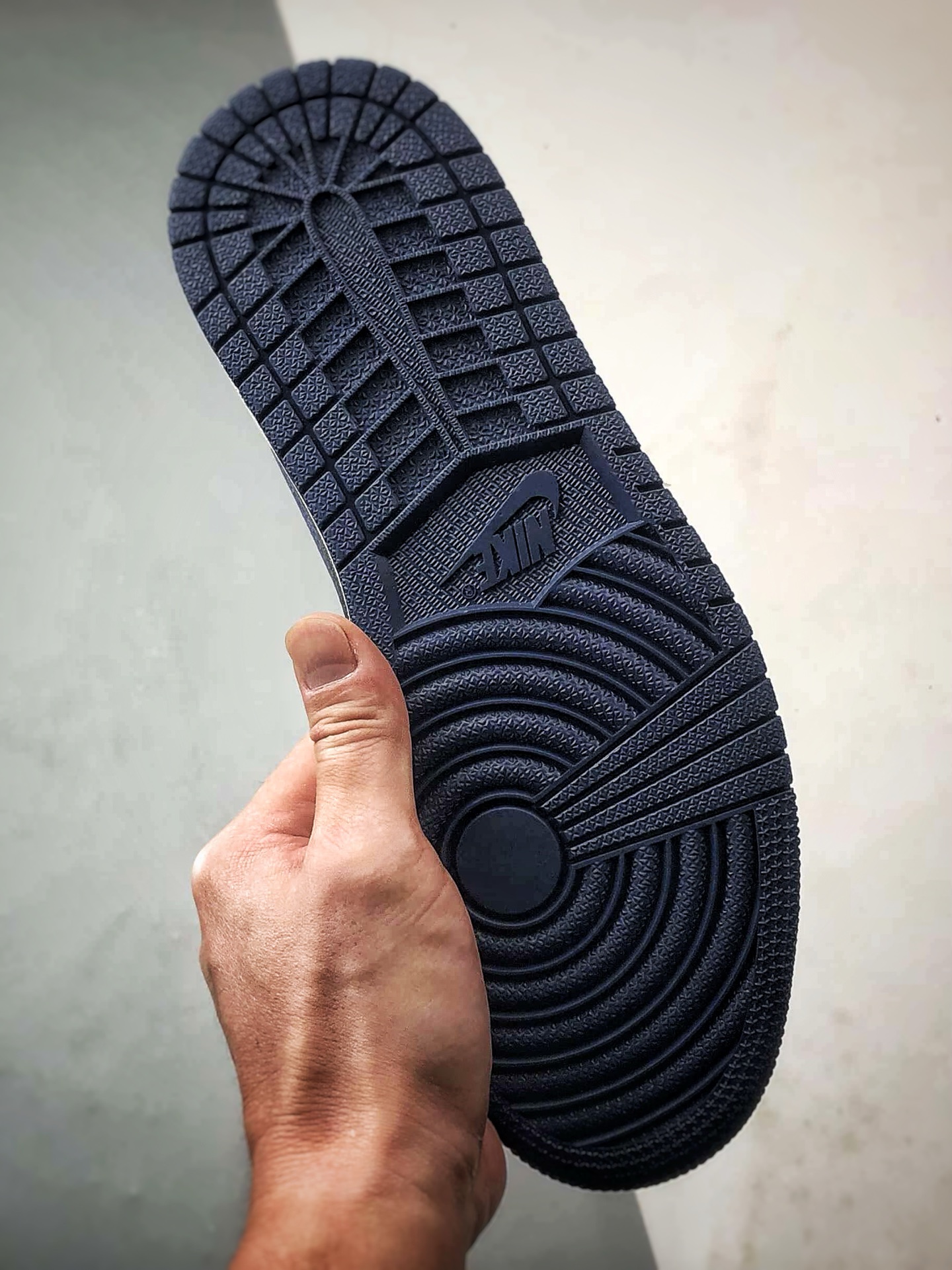 Air Jordan 1 Low ”高端定制” LV米白水洗蓝倒钩 LD2028-046