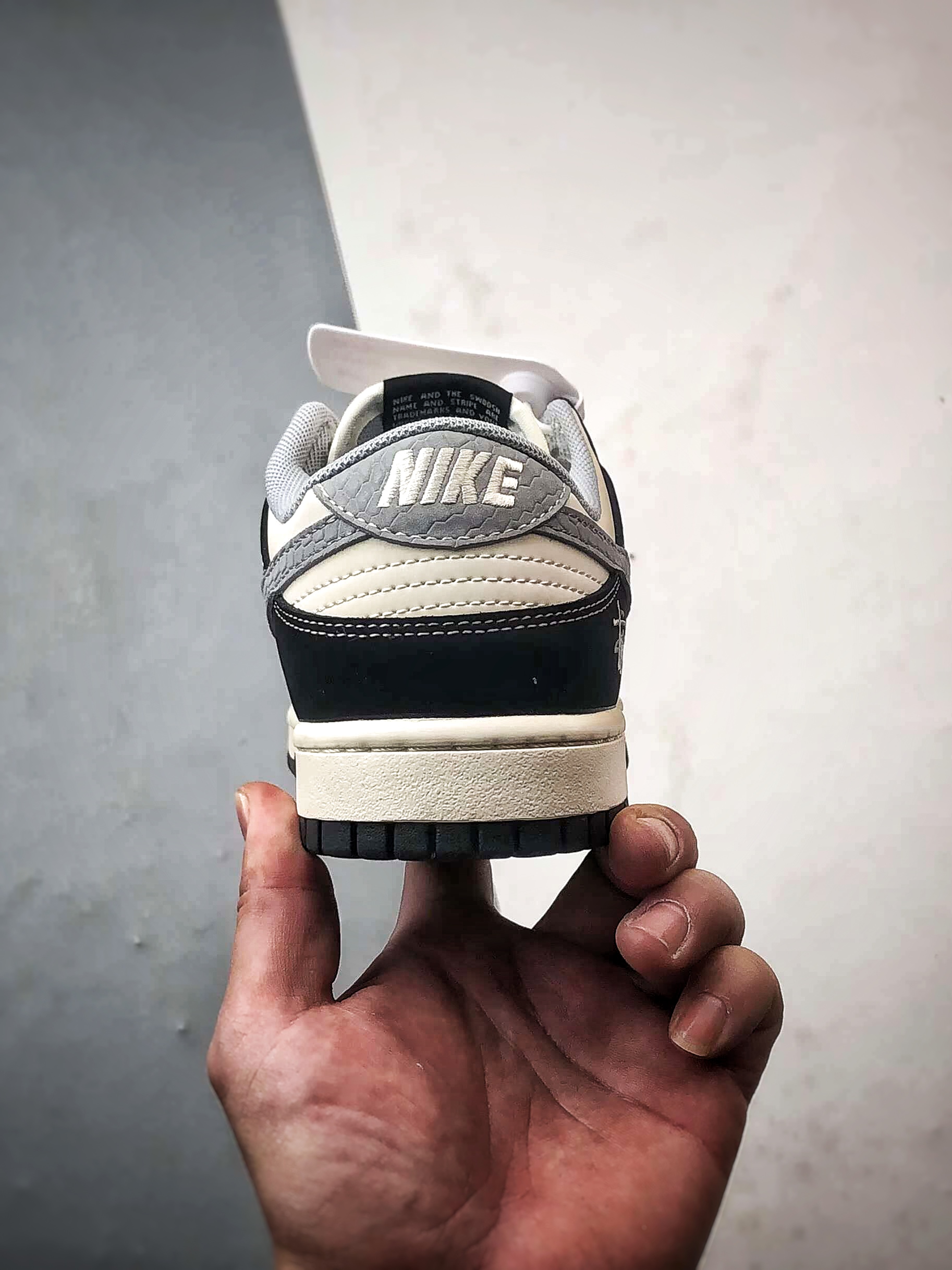 NK Dunk Low Retro ”DIY高端定制” 斯图西米黑灰 低帮休闲运动板鞋 XS6089-635