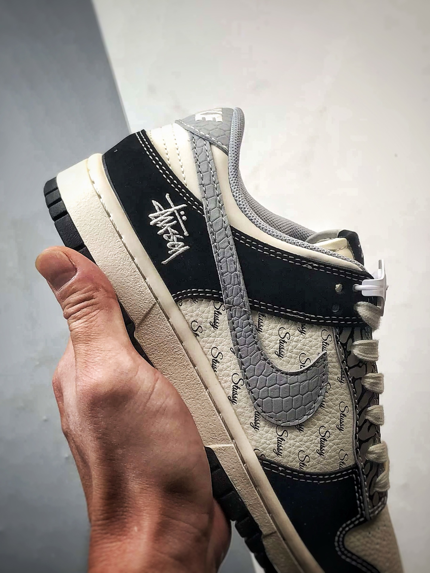 NK Dunk Low Retro ”DIY高端定制” 斯图西米黑灰 低帮休闲运动板鞋 XS6089-635