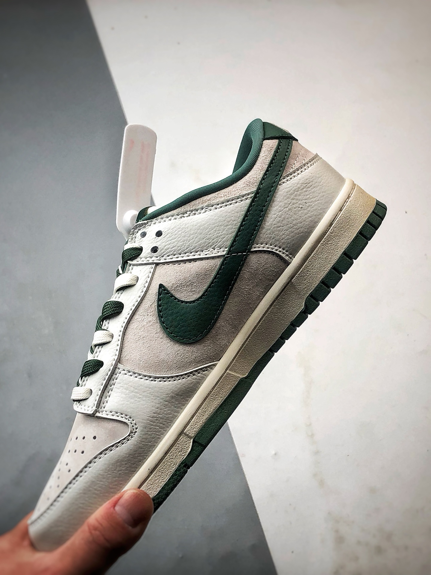 270 NK Dunk Low Retro ”DIY高端定制” 斯图西LV灰白绿 低帮休闲运动板鞋 SG6688-004