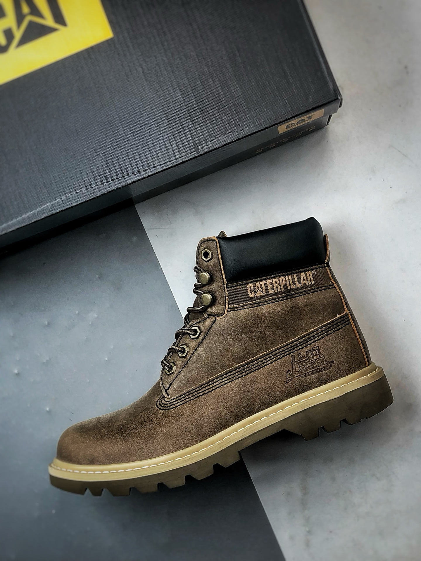 CAT/卡特 硬汉推土机品牌 T3升级款 Colorado系列历年经典热销款 CAT/卡特 硬汉推土机品牌 T3升级款 Colorado系列历年经典热销款