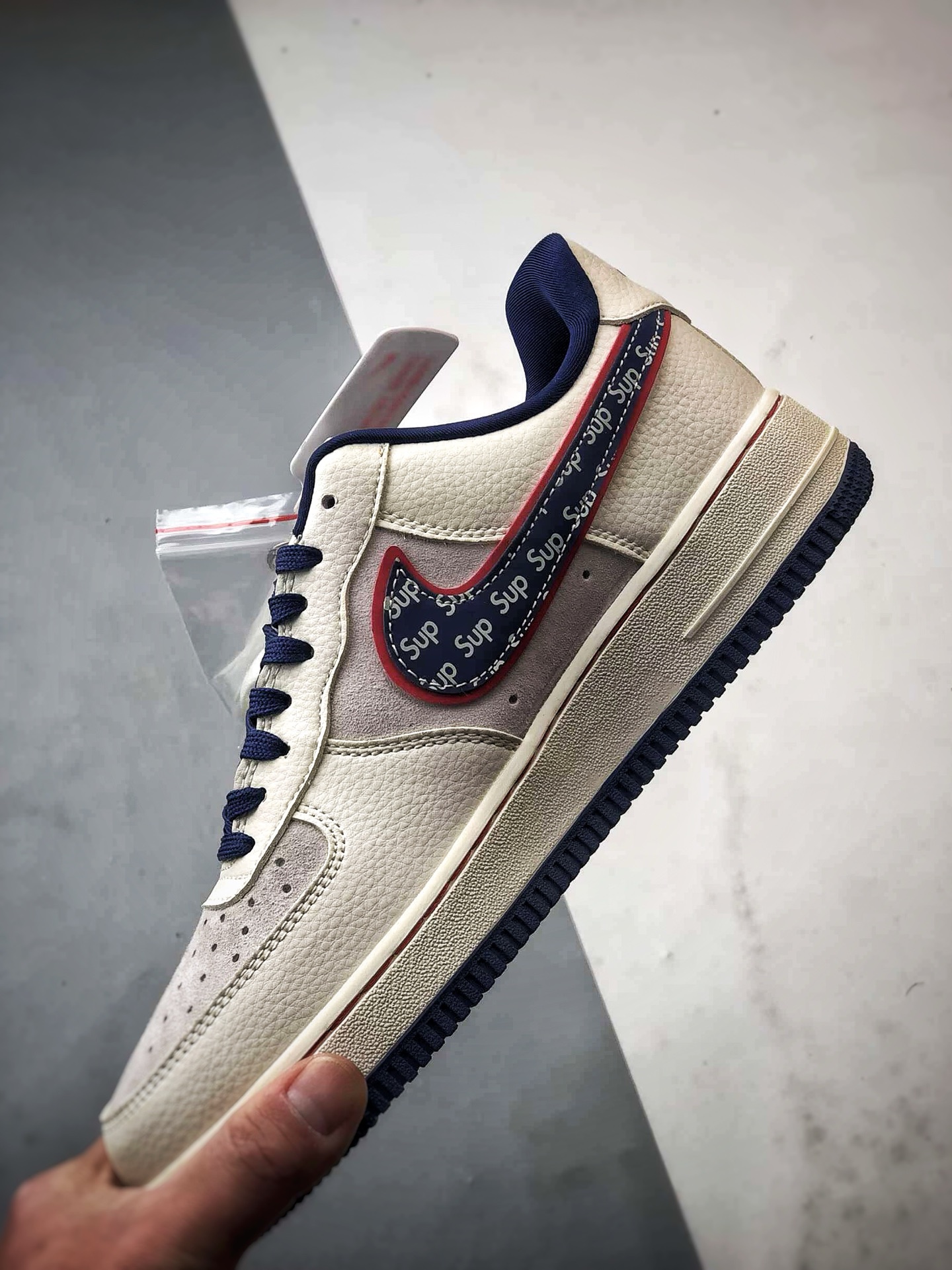 Sup x Air Force 1 Low 米蓝红 DD1982-328