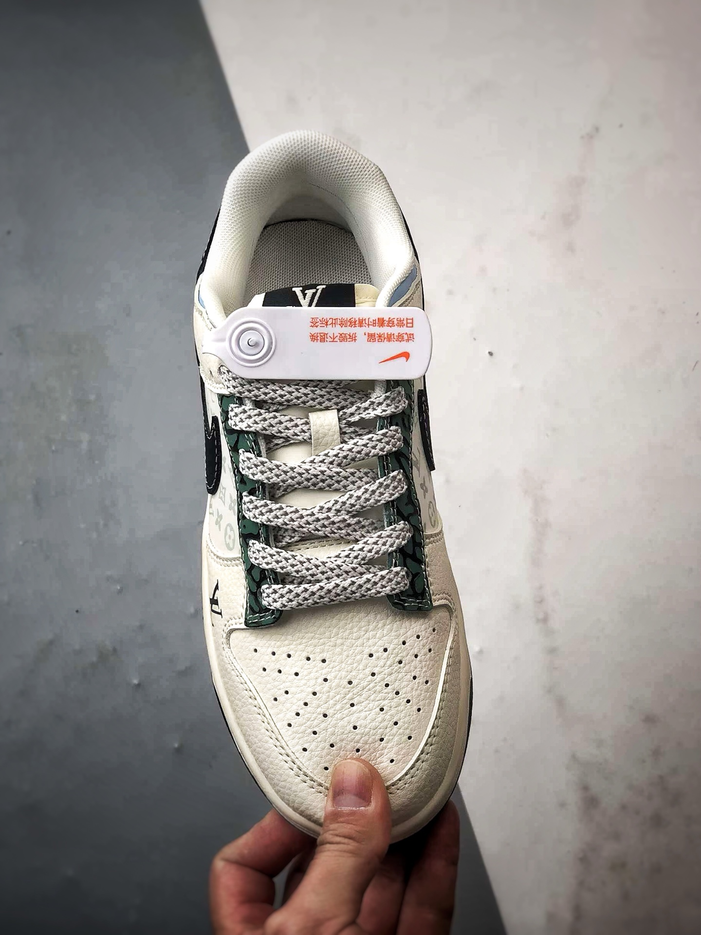 290 NK Dunk Low Retro ”DIY高端定制” LV米黑蓝绿 低帮休闲运动板鞋 XS6089-626