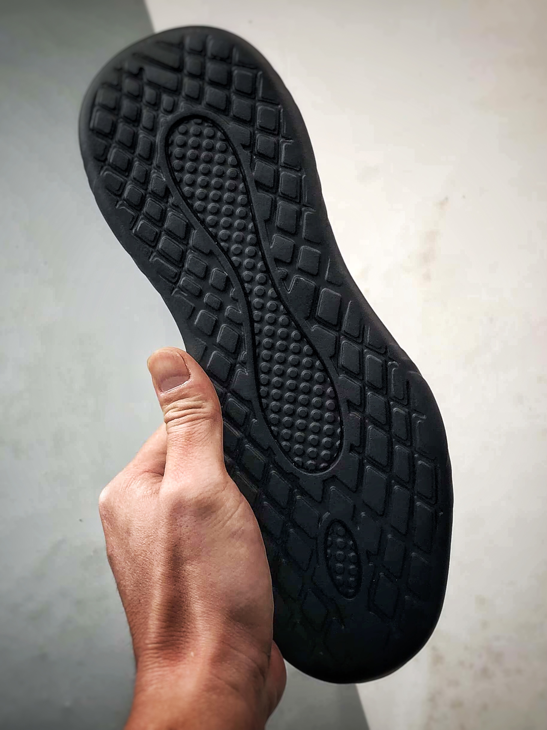 Ecco/爱步 柔酷8号系列 舒适百搭休闲运动老爹鞋 996637