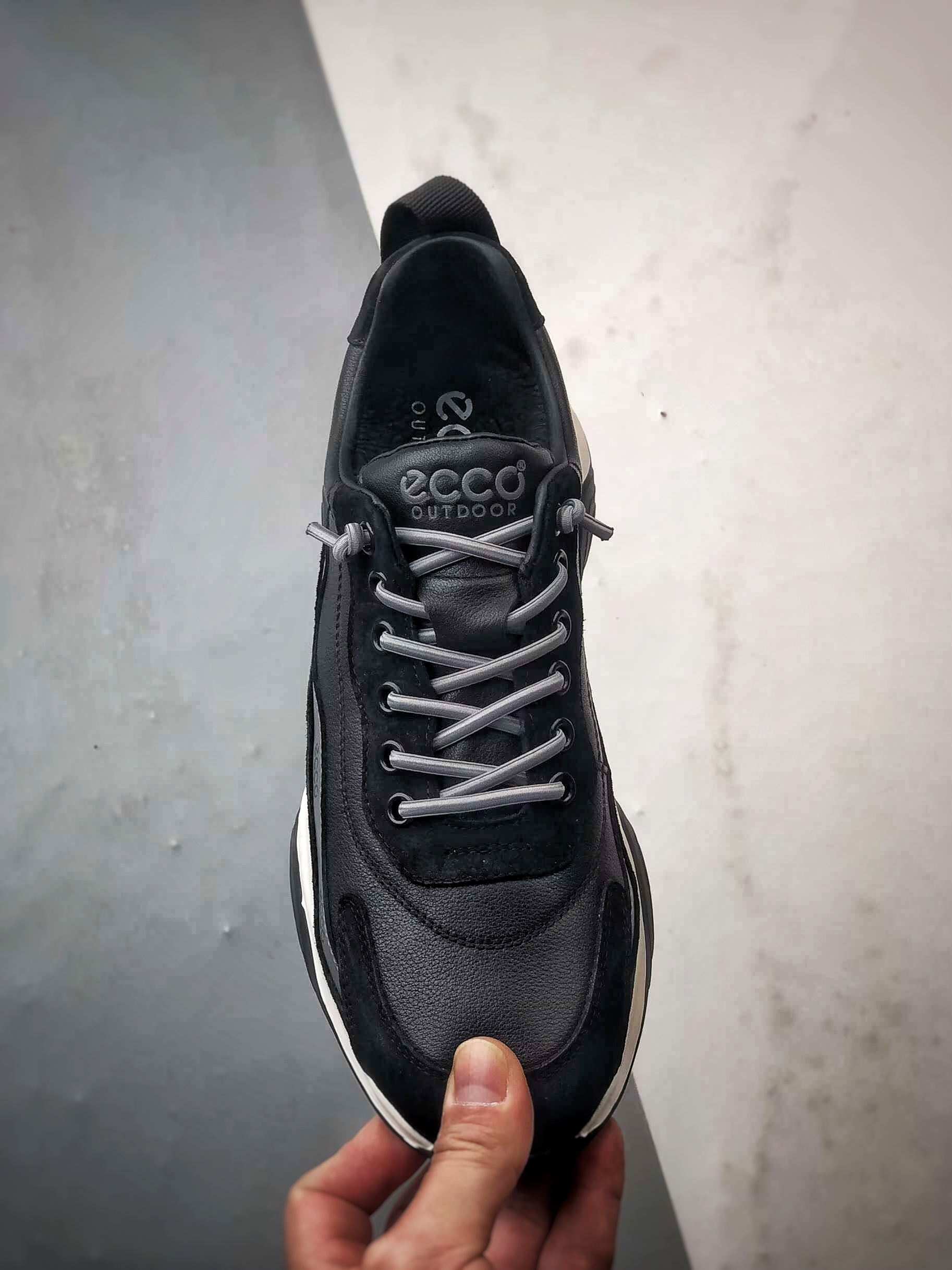 Ecco/爱步 柔酷8号系列 舒适百搭休闲运动老爹鞋 996637