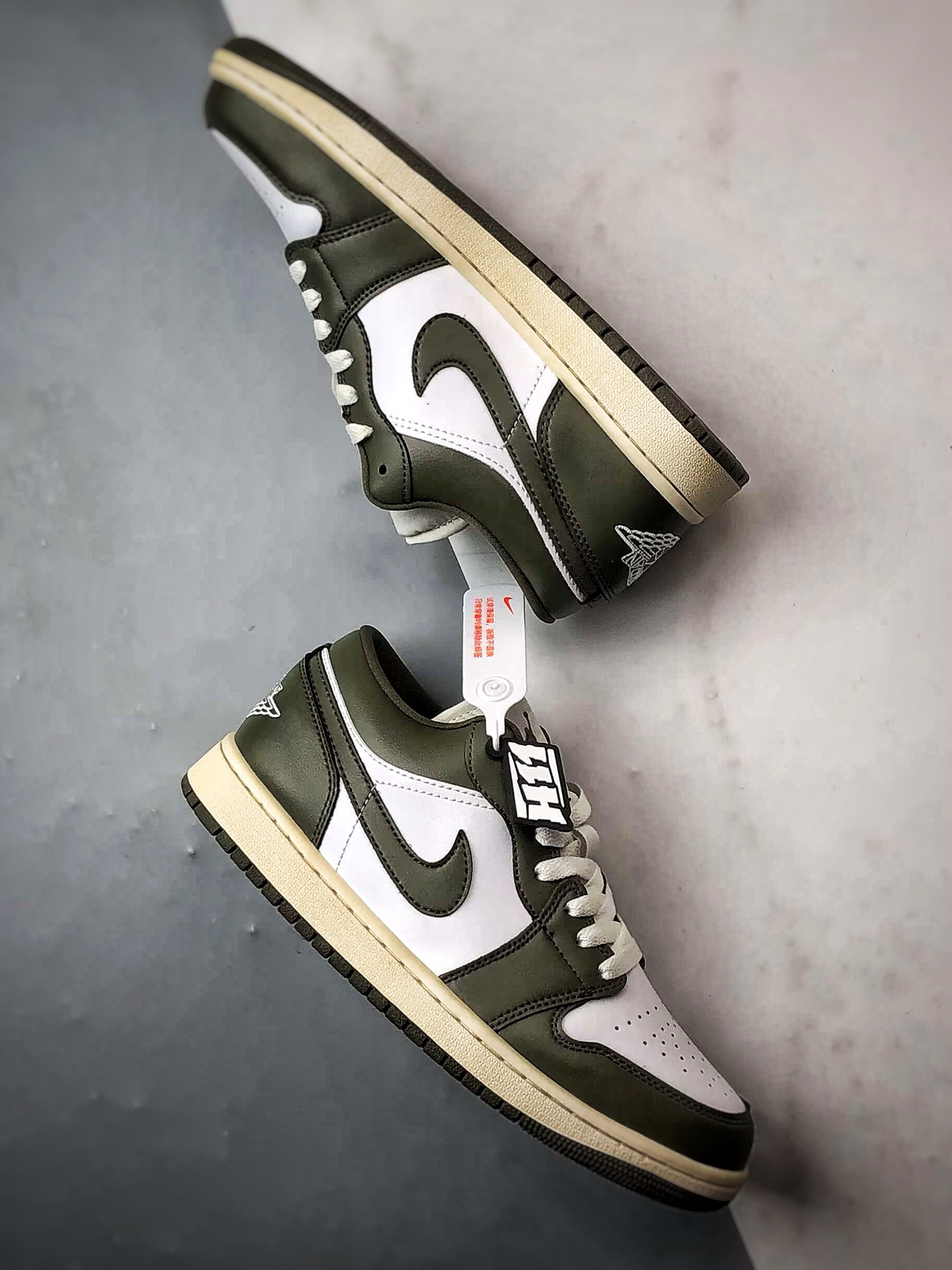Air Jordan 1 Low 做旧白绿 DC0774-122