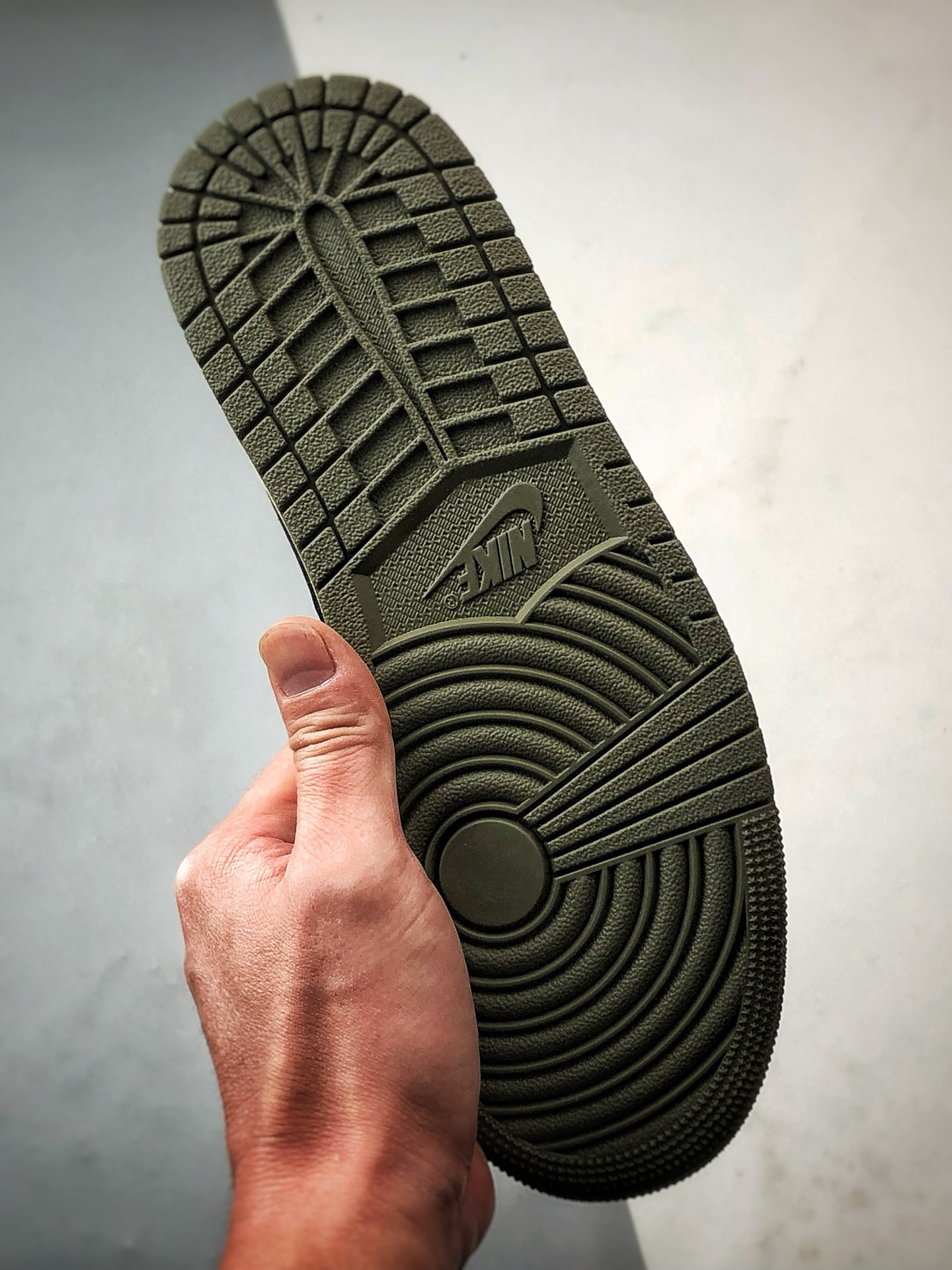 Air Jordan 1 Low 做旧白绿 DC0774-122