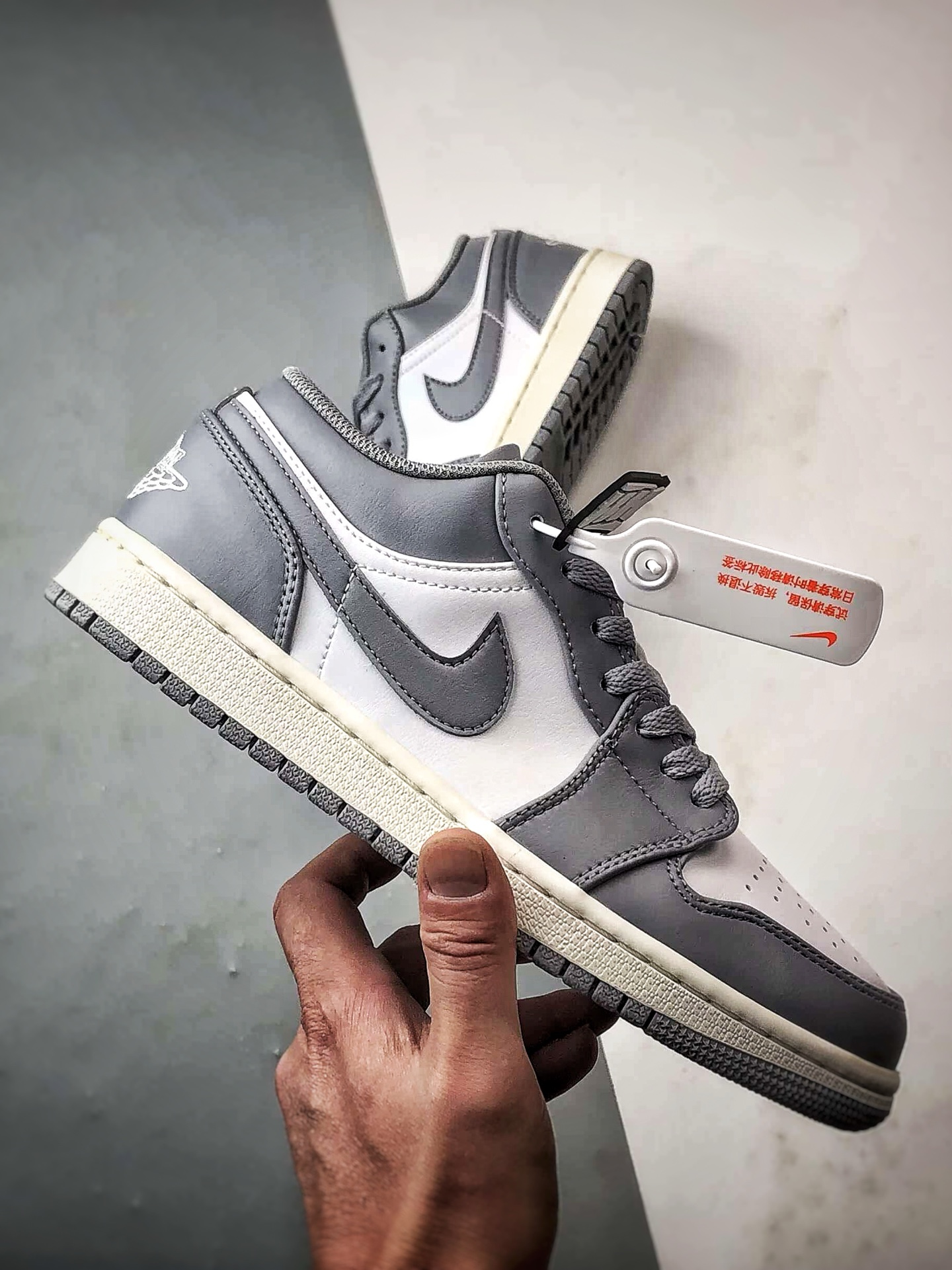 Air Jordan 1 Low 灰白 553558-053
