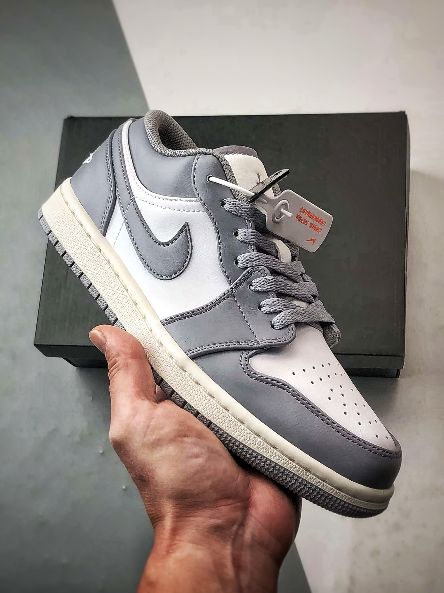 Air Jordan 1 Low 灰白 553558-053