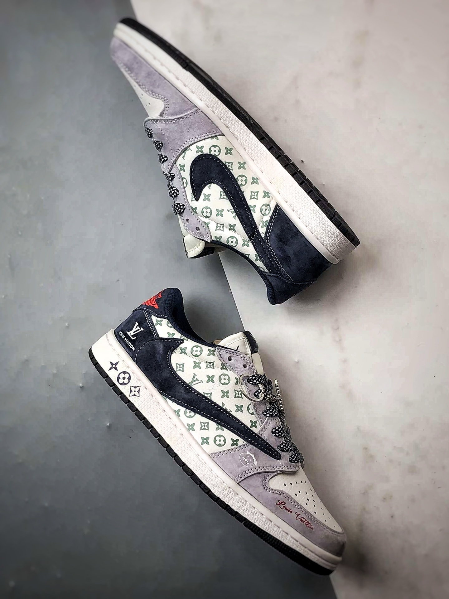 290 Air Jordan 1 Low ”高端定制” LV印花白灰蓝倒钩 DZ5899-035