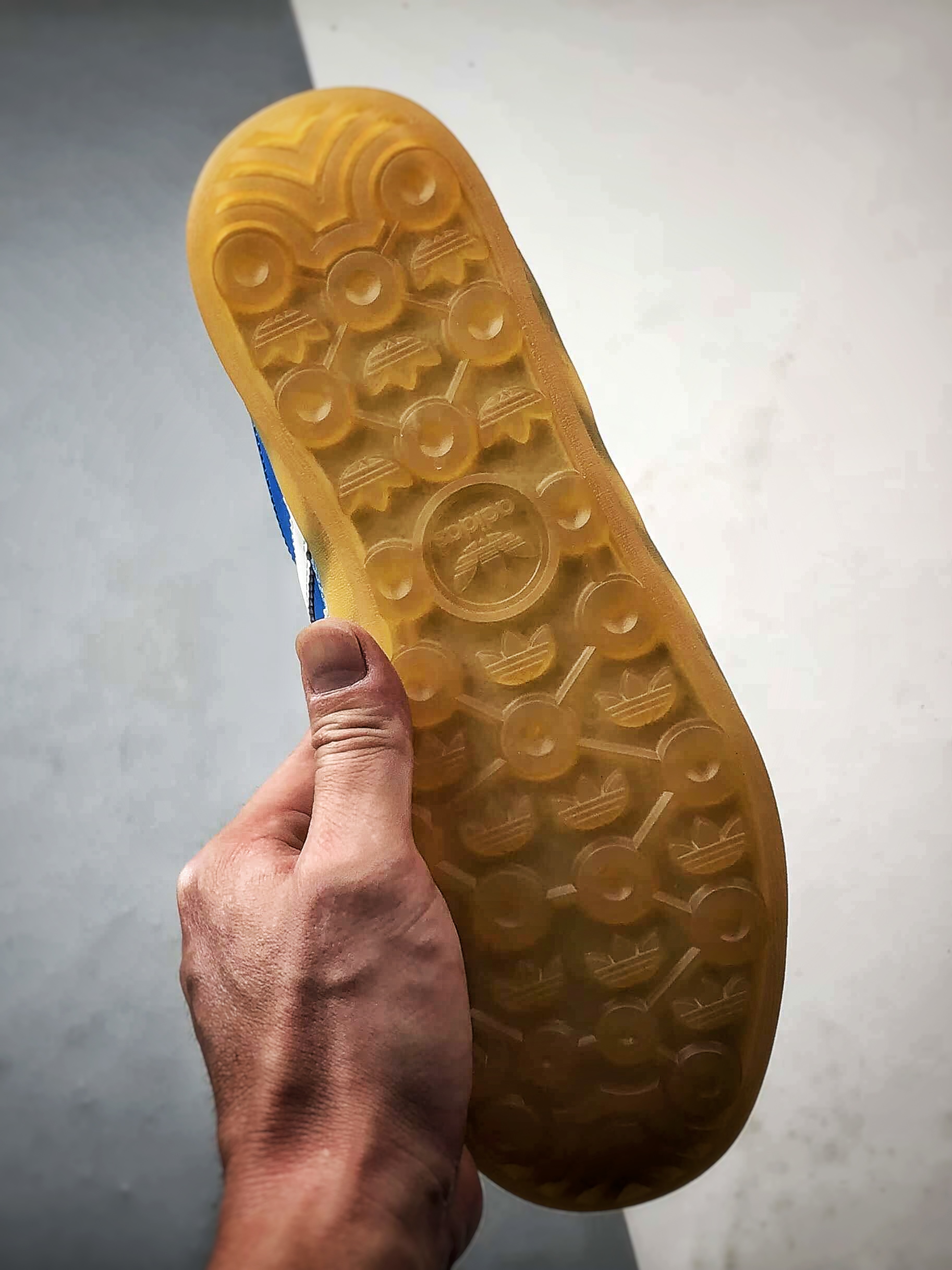 Bad Bunny x AD Originals Gazelle Indoor 蓝白灰 联名款三叶草复古休闲运动板鞋 IF9734