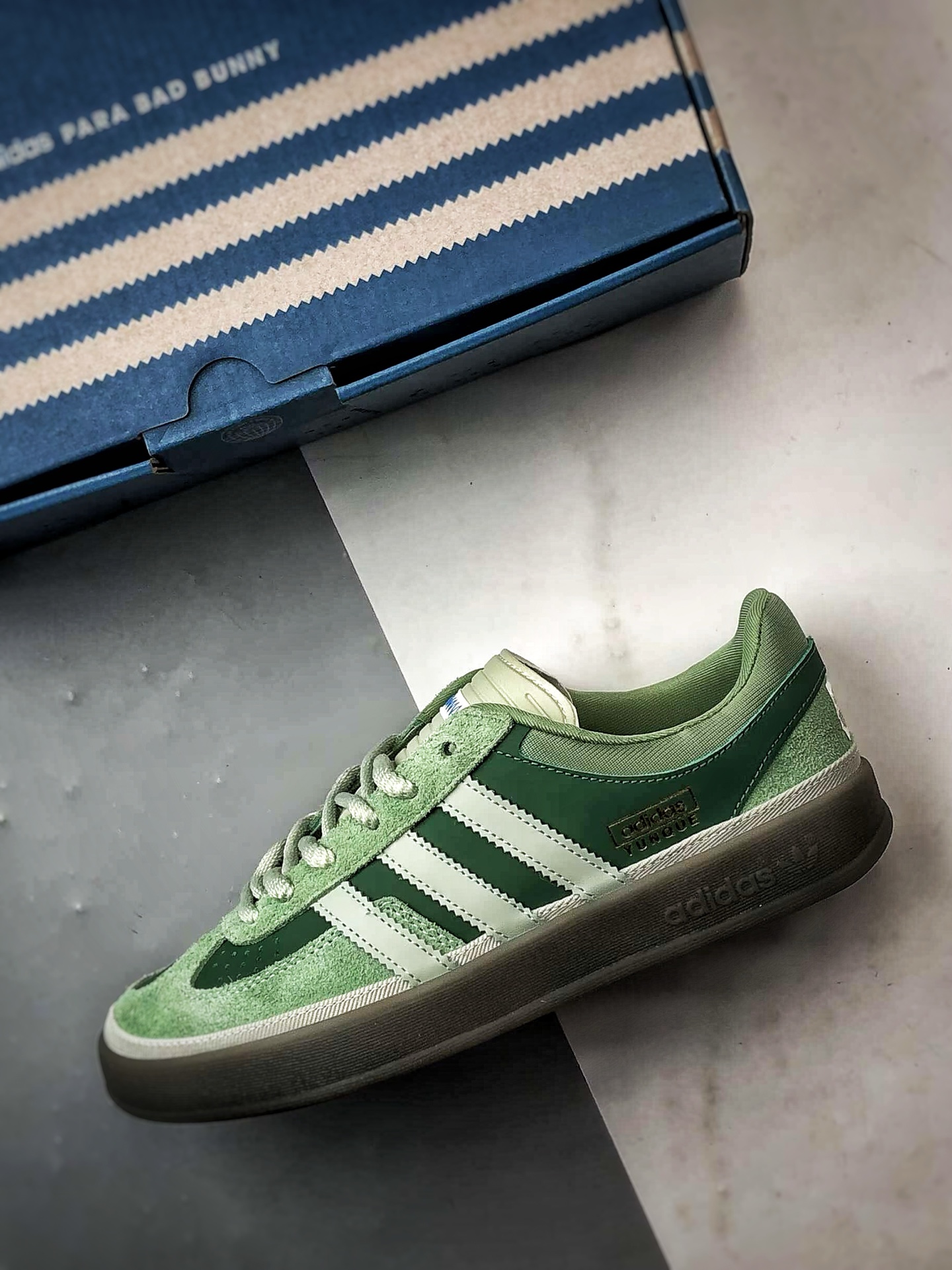 Bad Bunny x AD Originals Gazelle Indoor 绿色 联名款三叶草复古休闲运动板鞋 JS5049