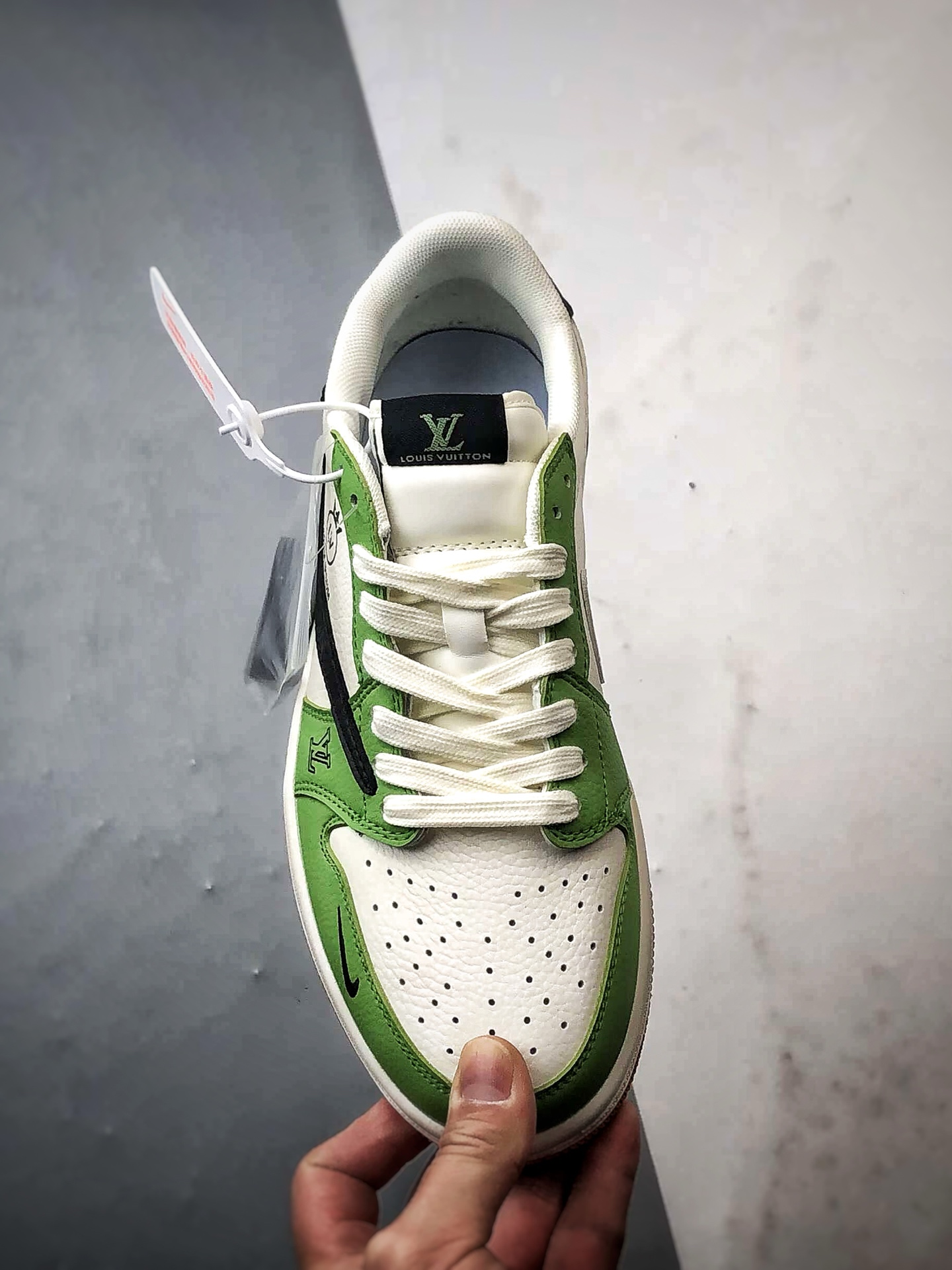 Air Jordan 1 Low ”高端定制” LV白绿黑倒钩 DZ2688-002